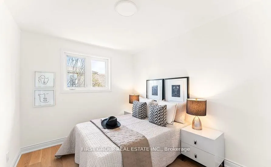 3193 Cawthra Road, #Main