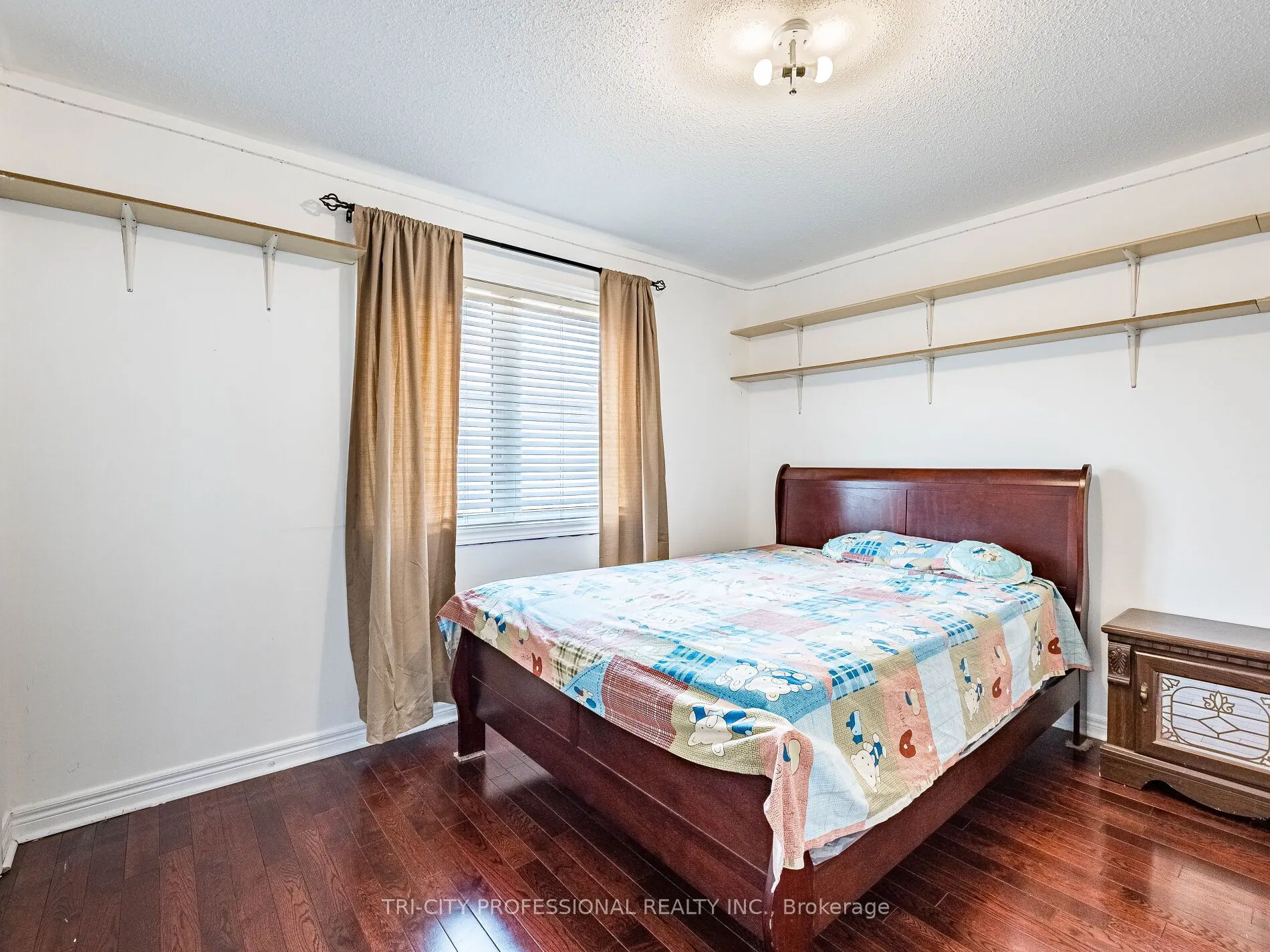 26 Tangleridge Boulevard