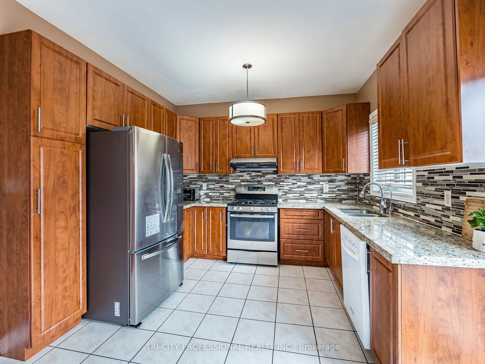 26 Tangleridge Boulevard