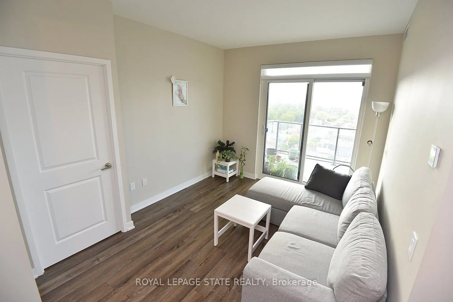 2007 James Street, #1301