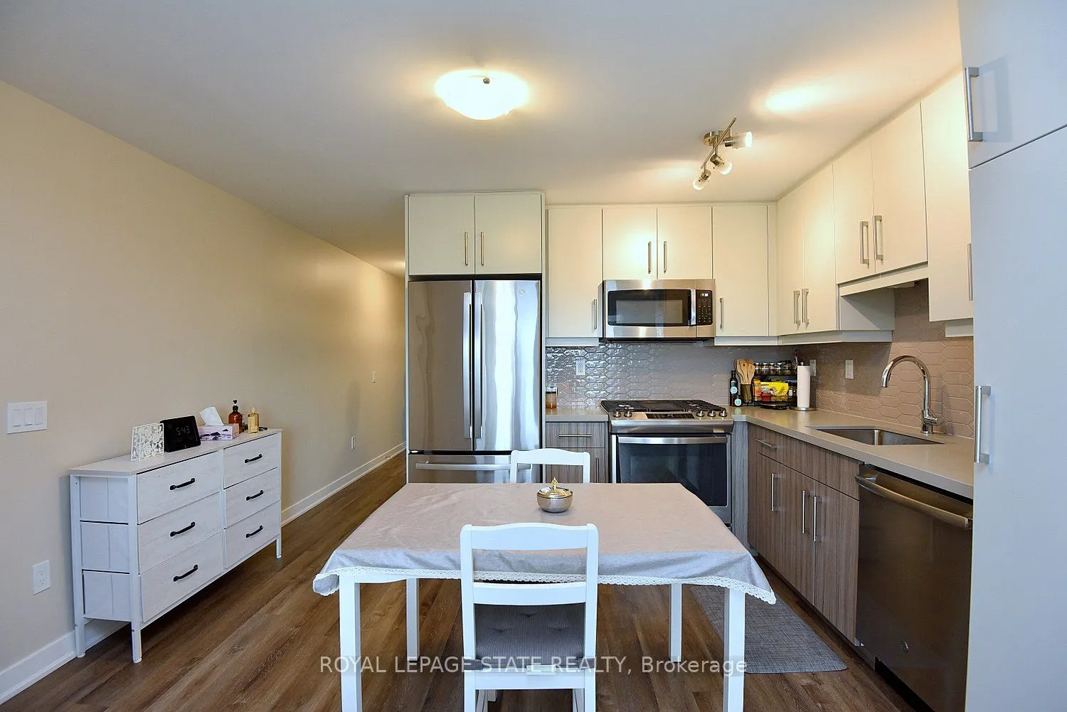 2007 James Street, #1301