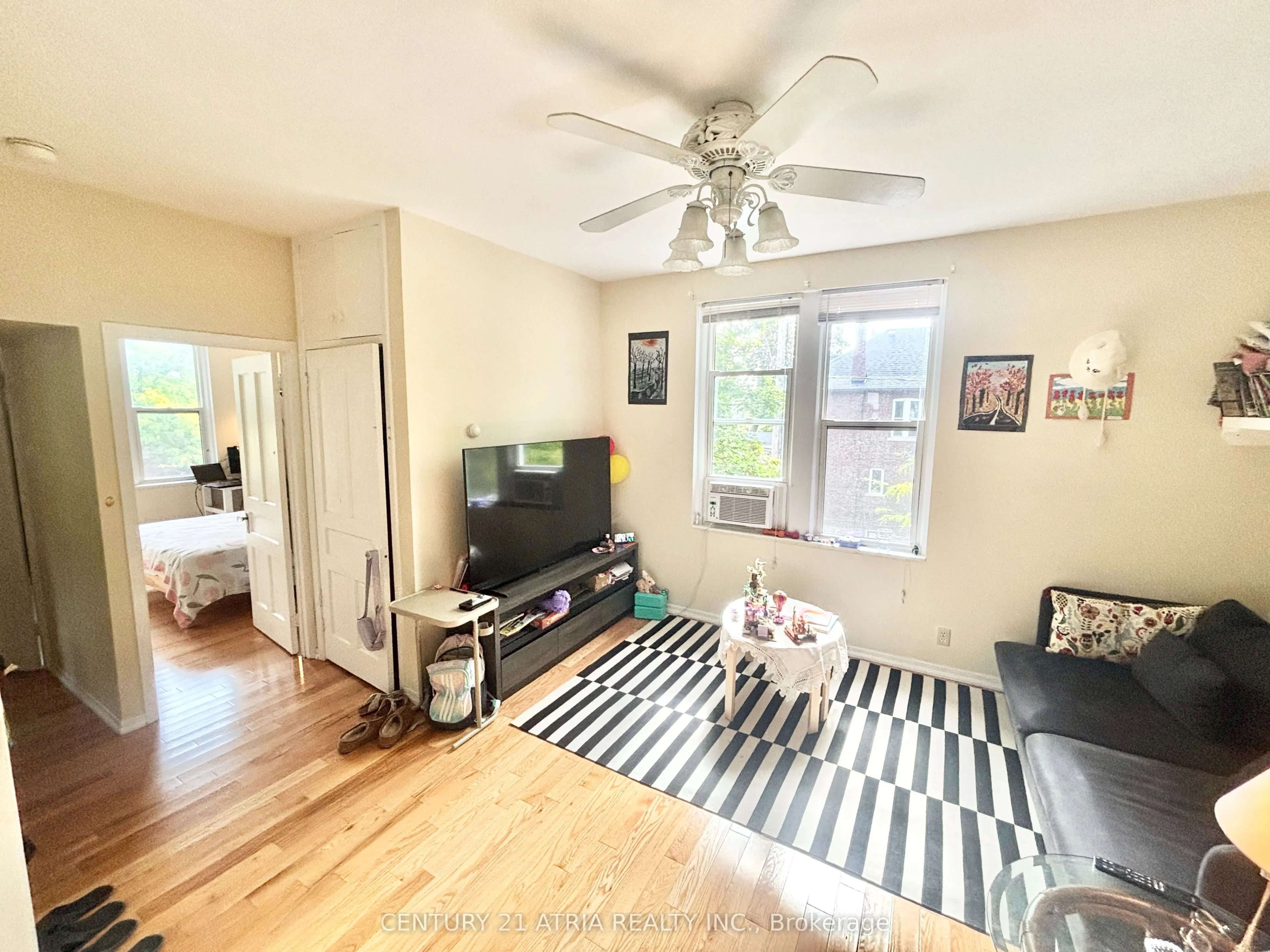 442 Runnymede Road