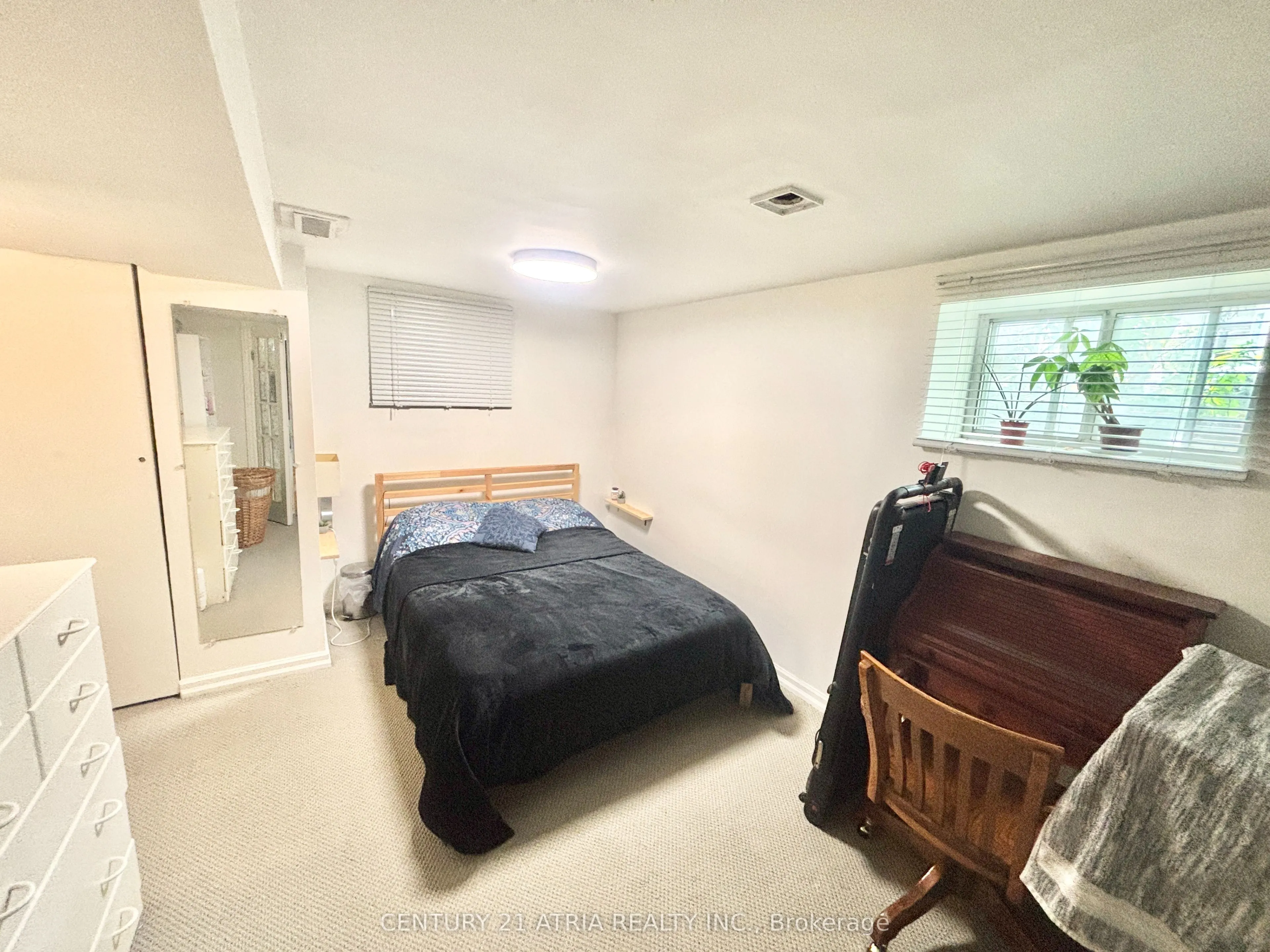 442 Runnymede Road