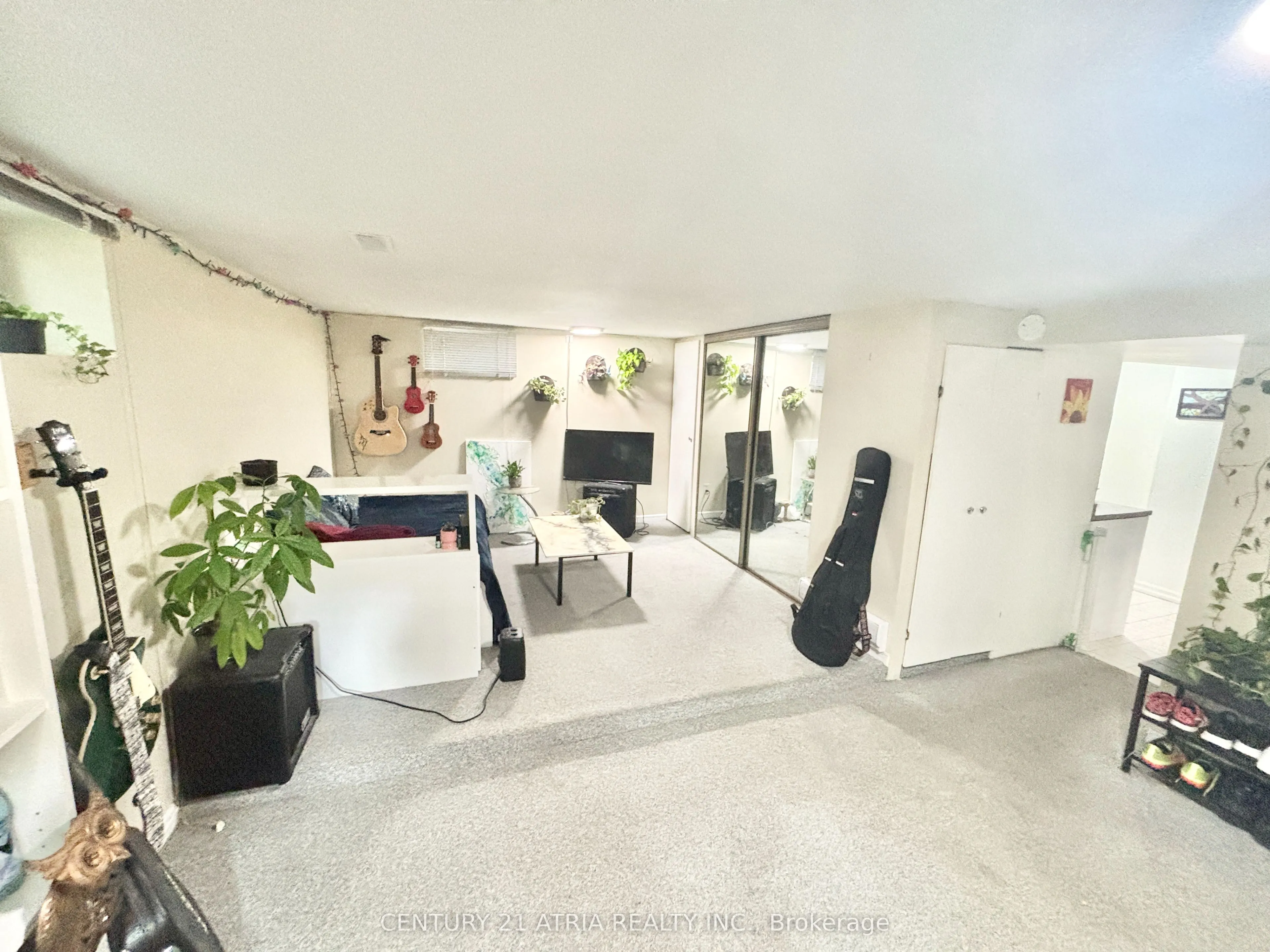 442 Runnymede Road