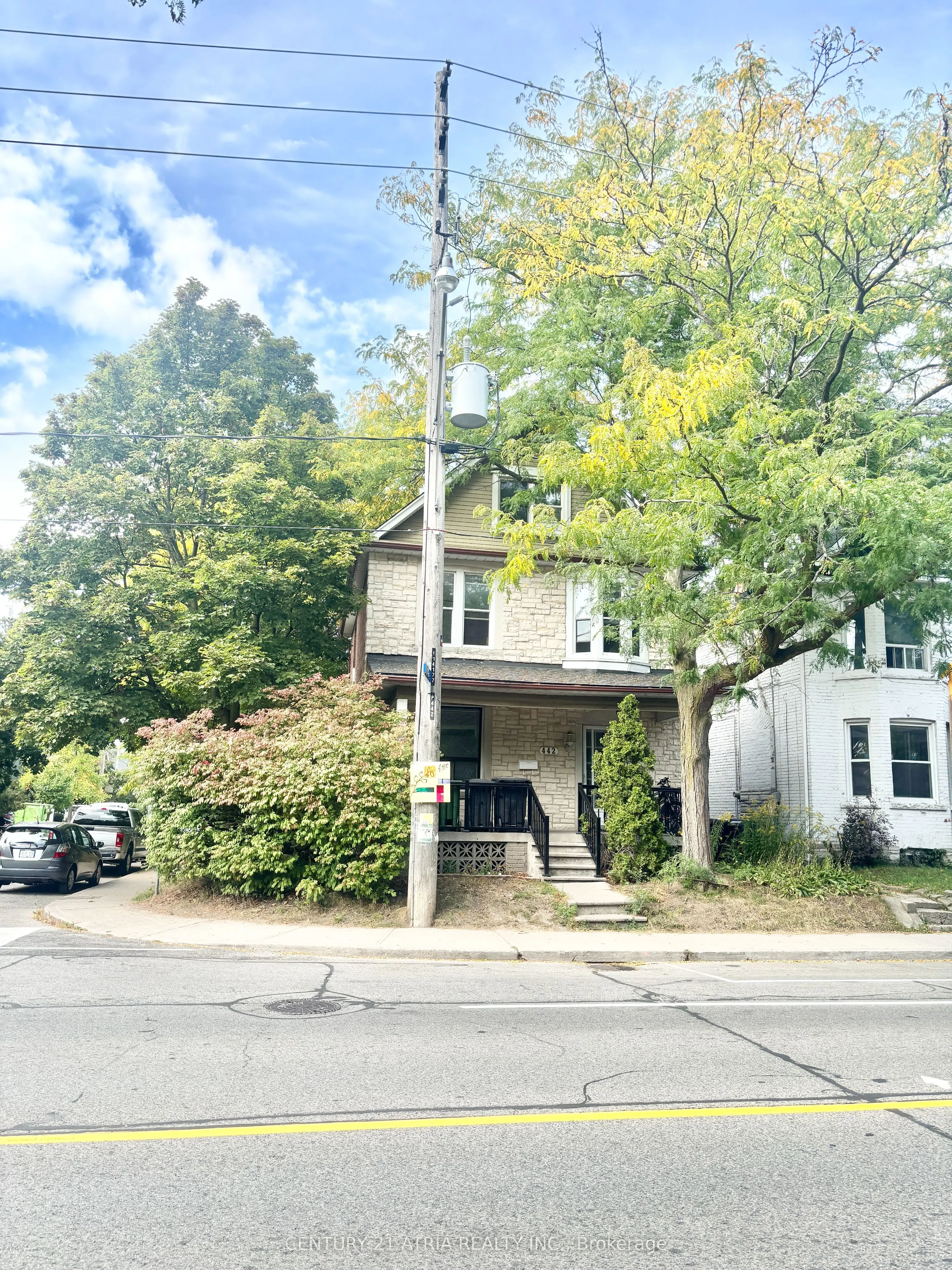 442 Runnymede Road