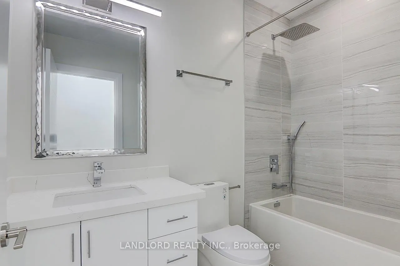 82 Livingstone Avenue, #Upper