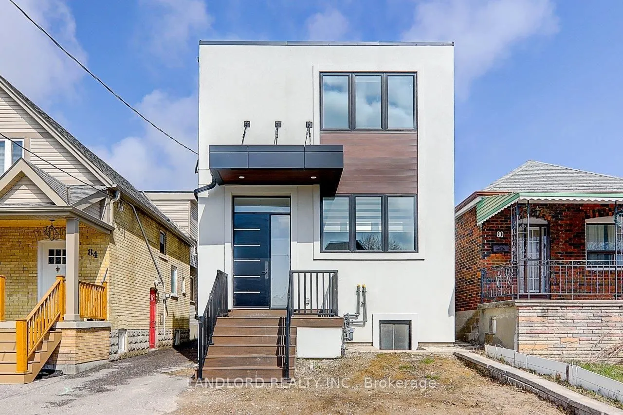 82 Livingstone Avenue, #Upper