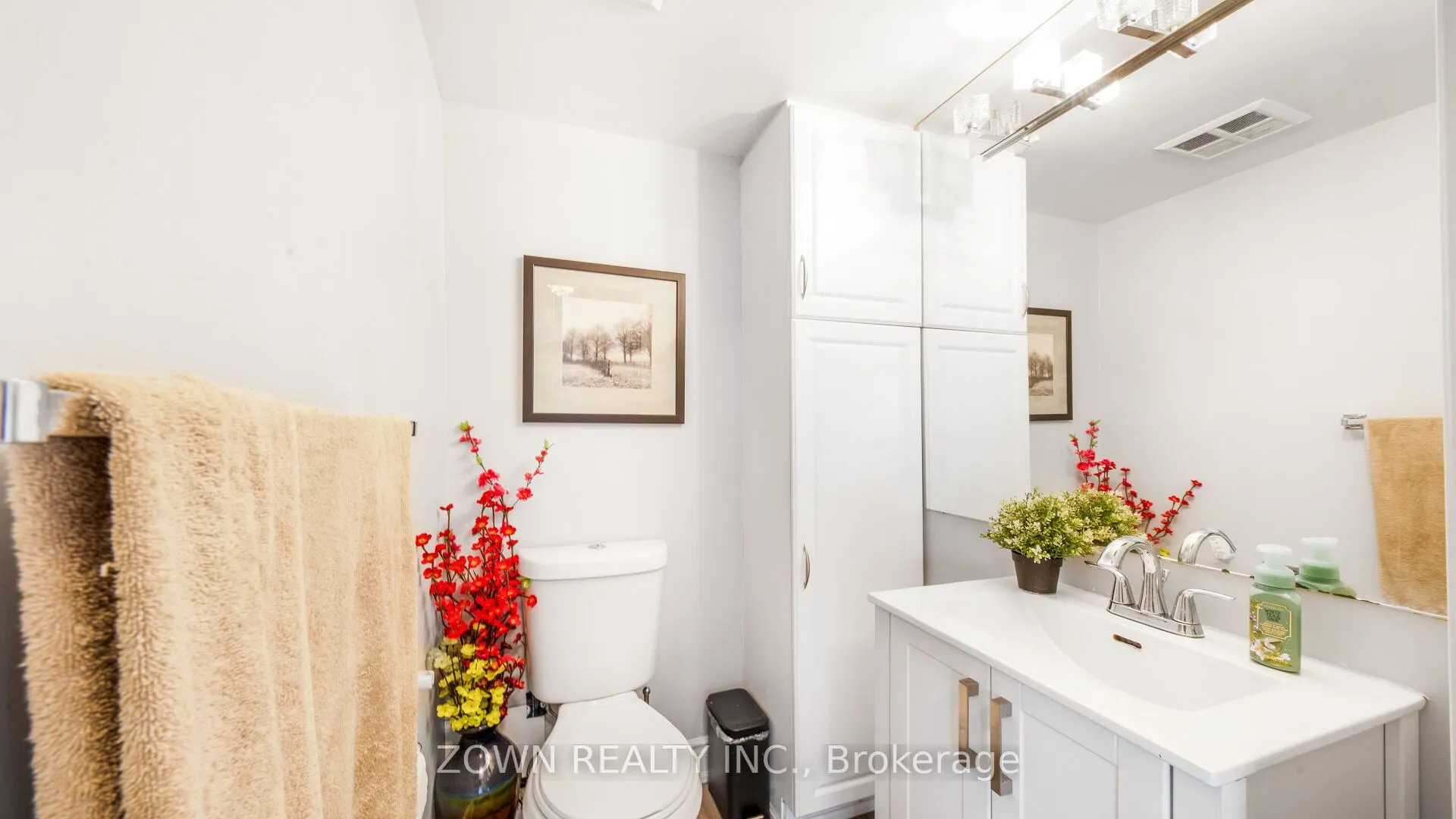 55 ELM Drive W, #805