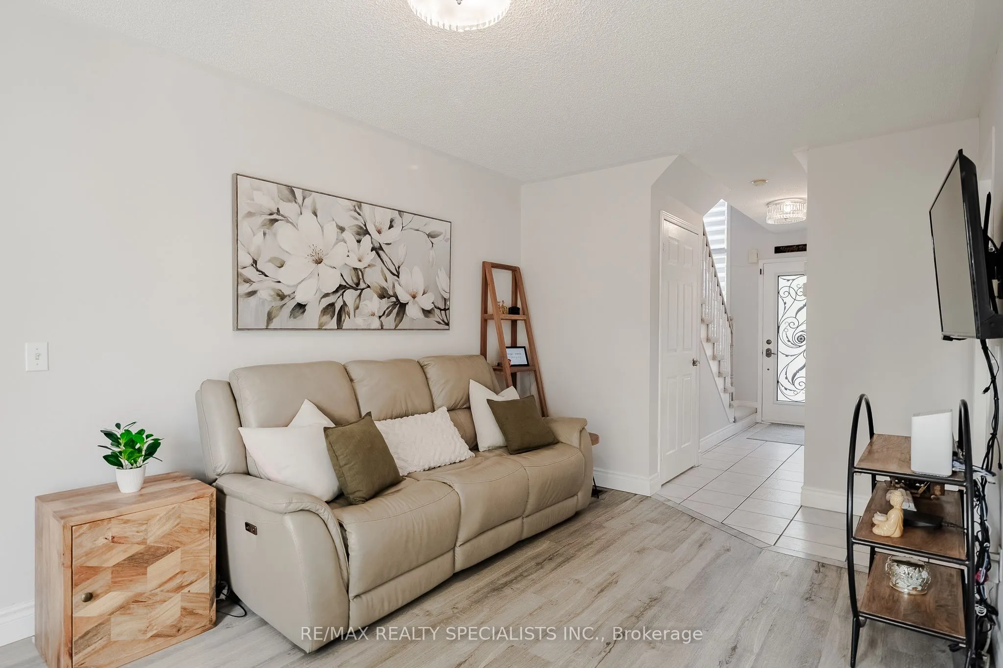 9800 Mclaughlin Road, #250