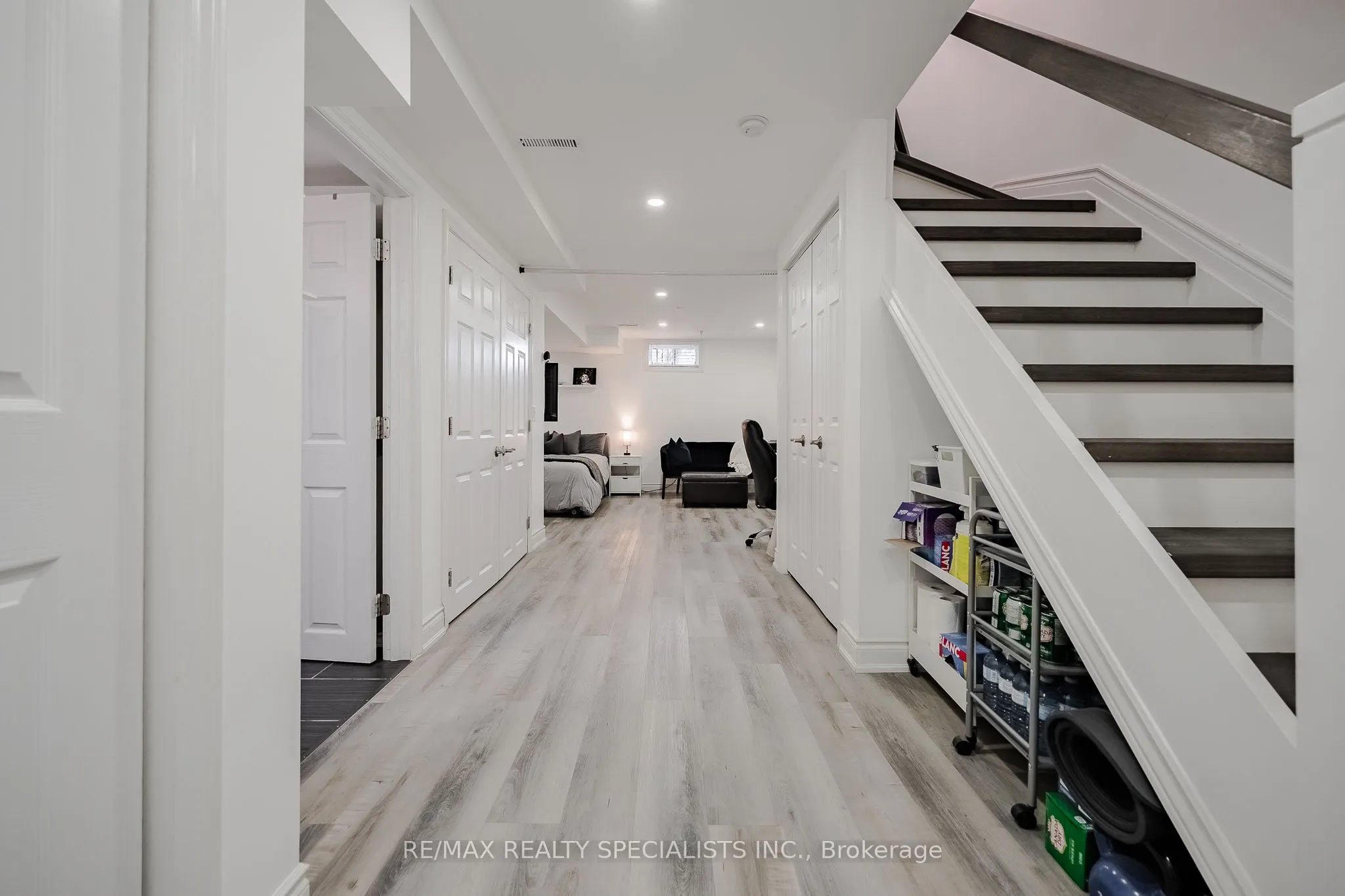 9800 Mclaughlin Road, #250