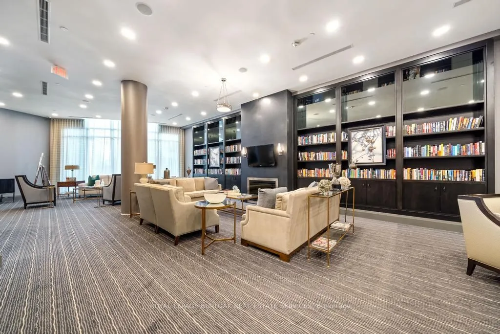 11 Bronte Road, #103