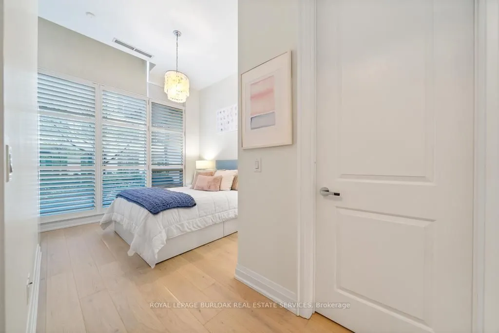 11 Bronte Road, #103