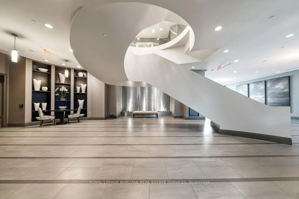 11 Bronte Road, #103