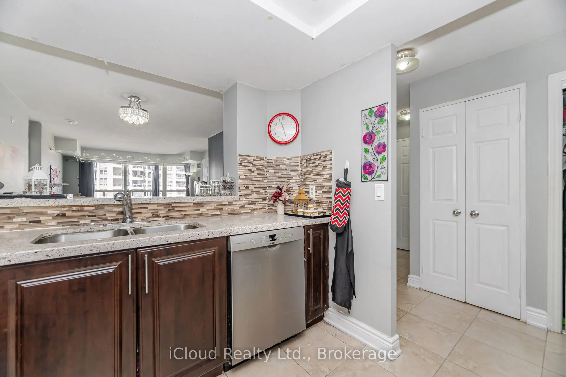 325 Webb Drive, #1907
