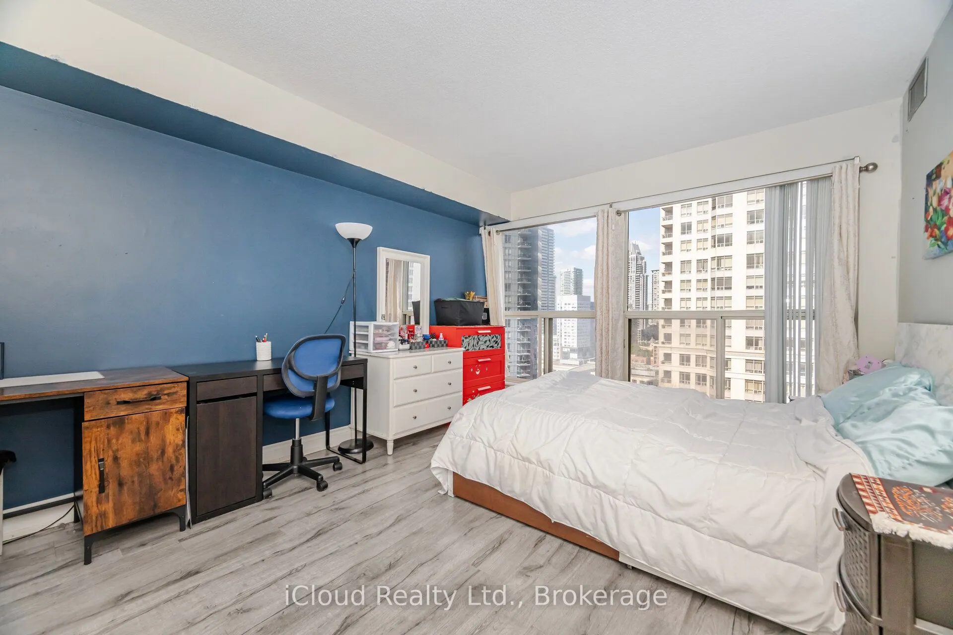 325 Webb Drive, #1907