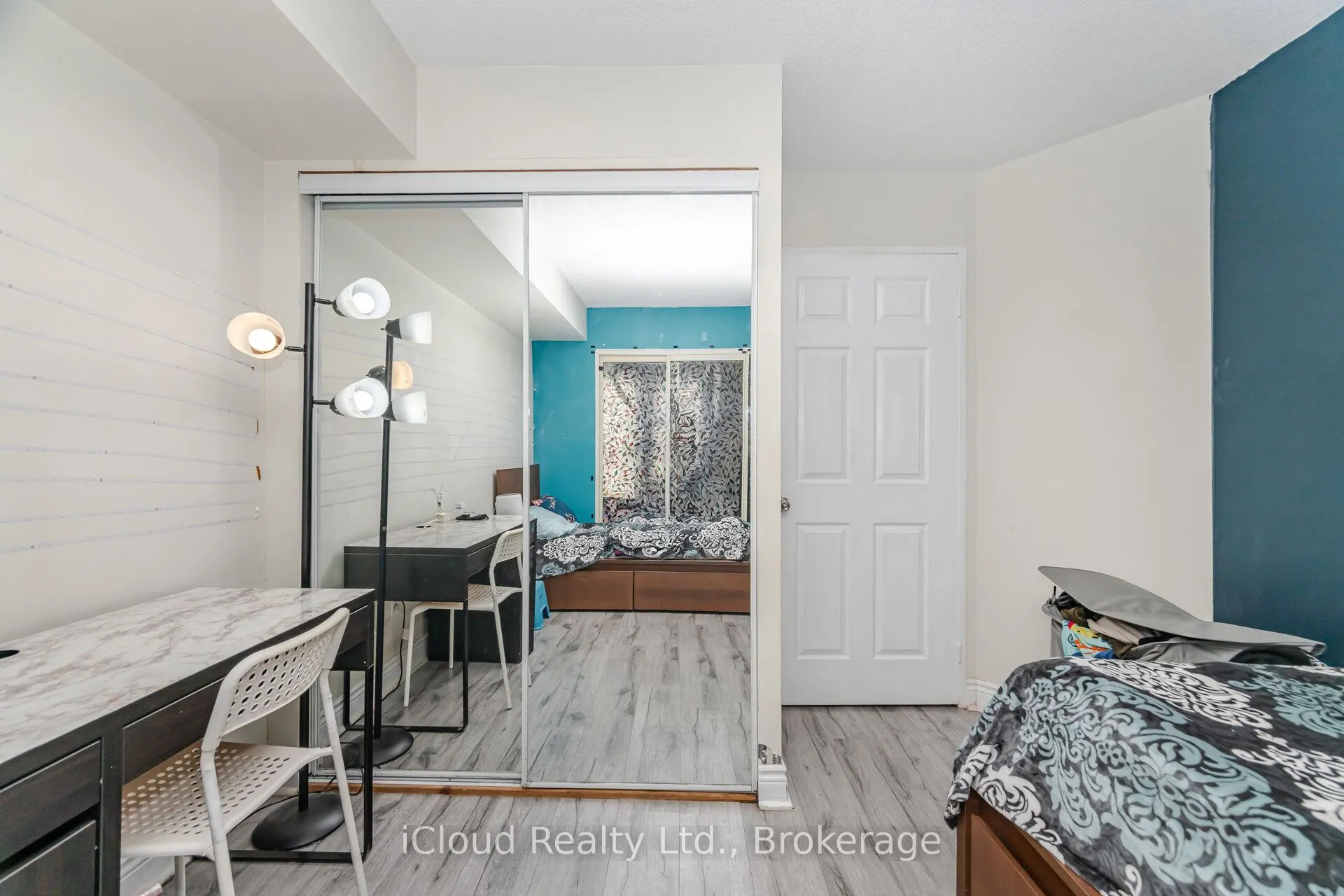 325 Webb Drive, #1907