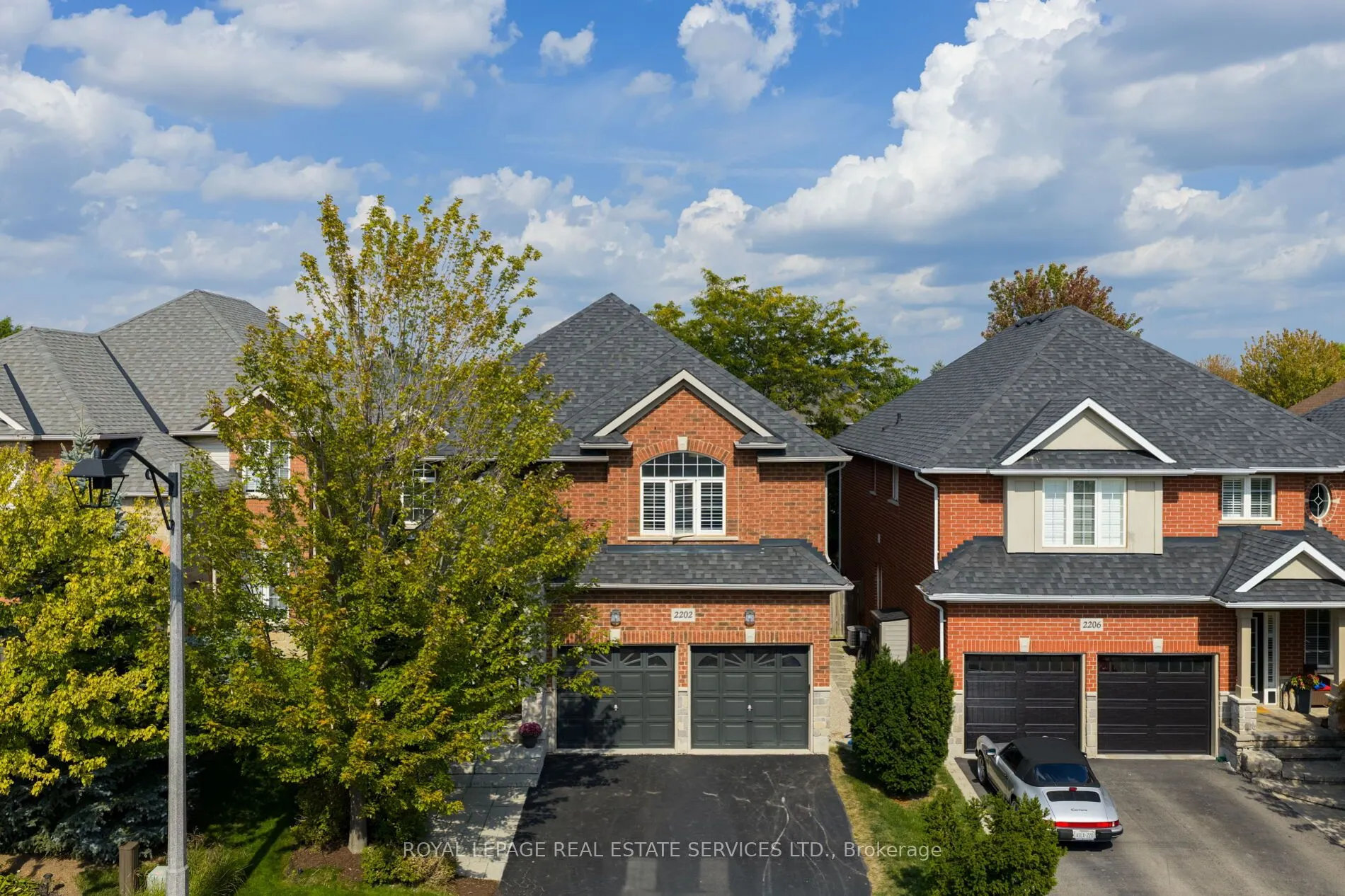 2202 Brookhaven Crescent