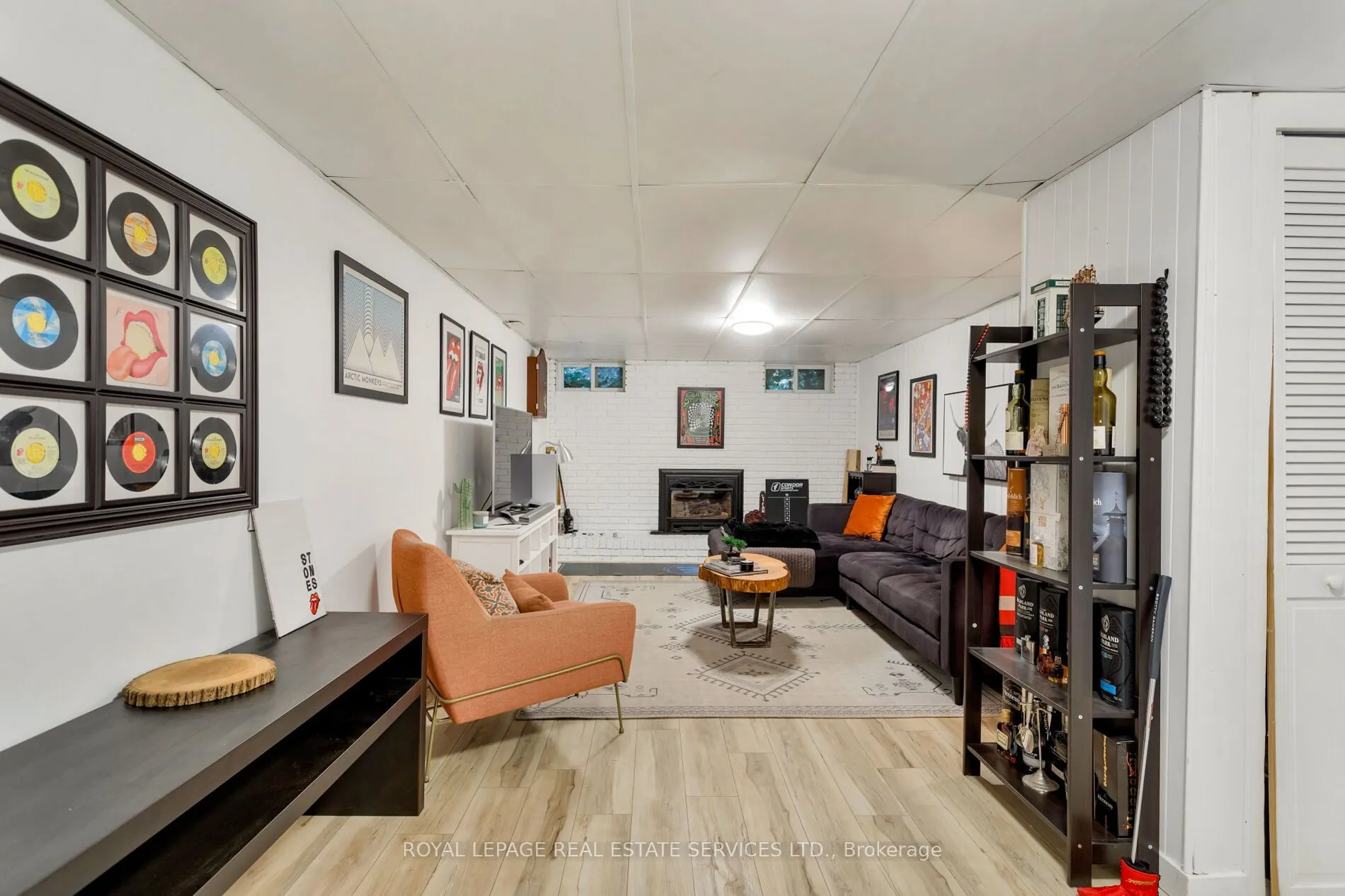2430 Redfern Road