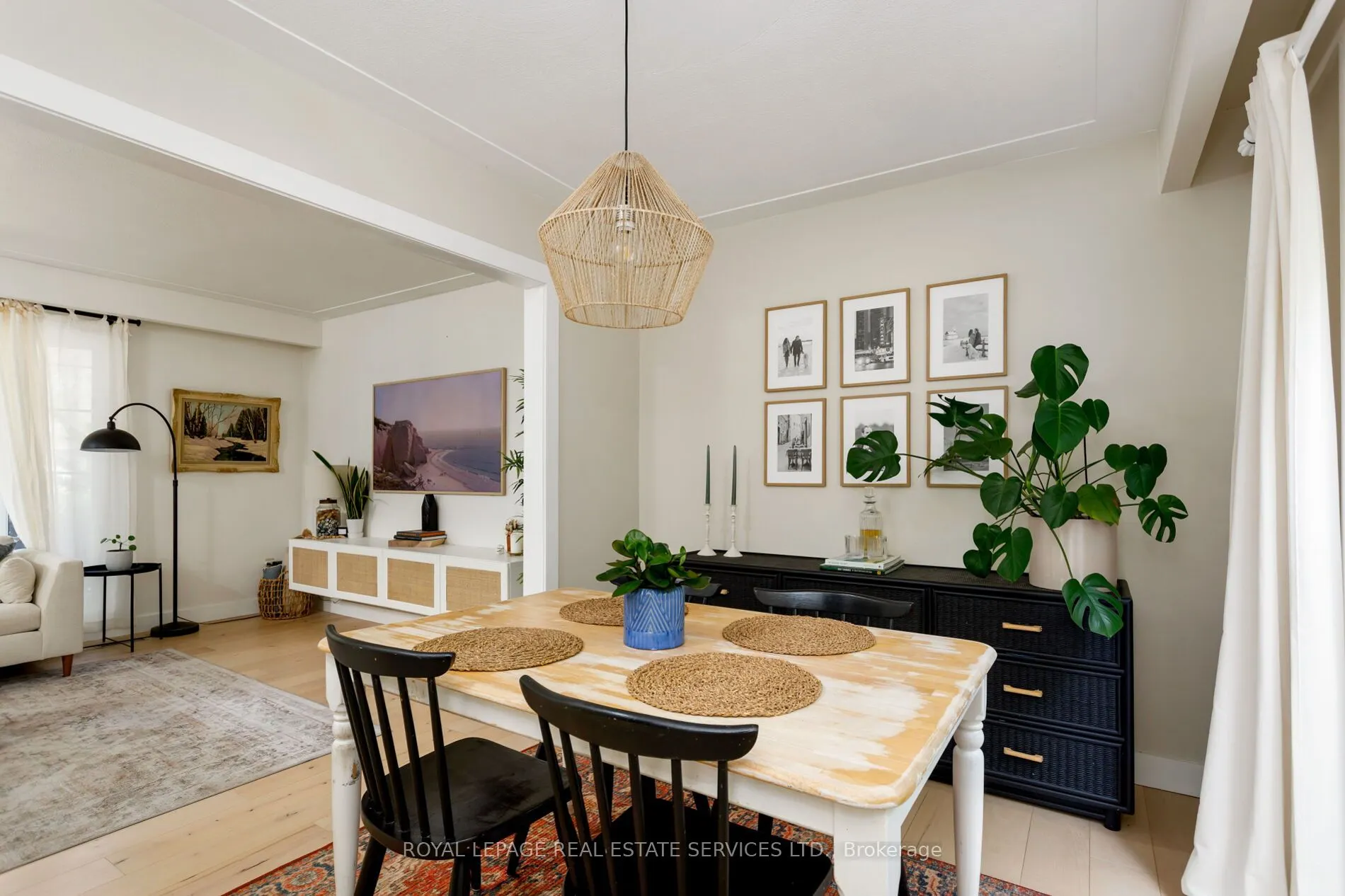 2430 Redfern Road