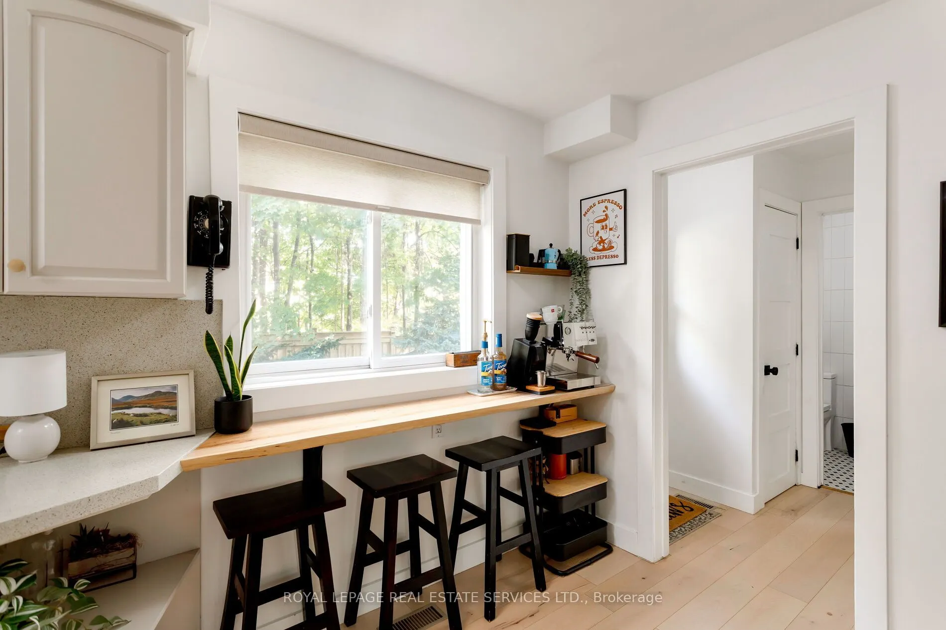 2430 Redfern Road