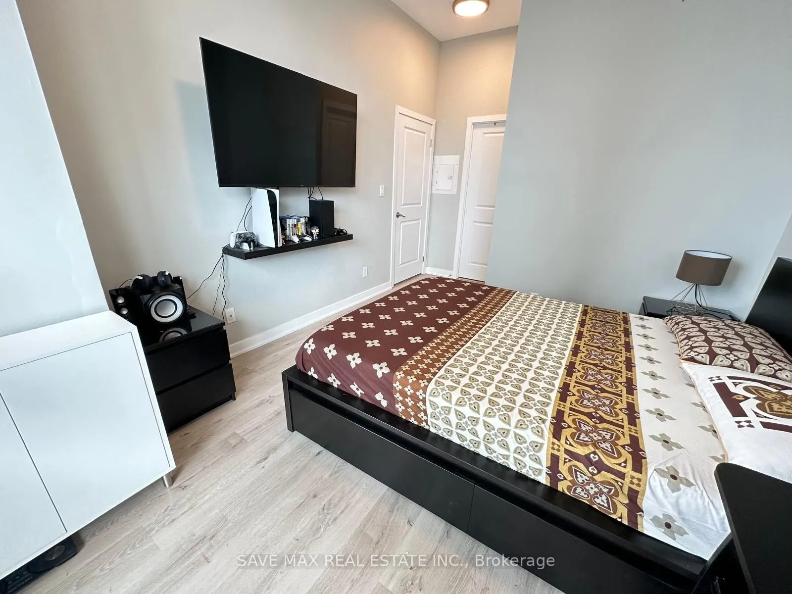 4070 Confederation Parkway, #708