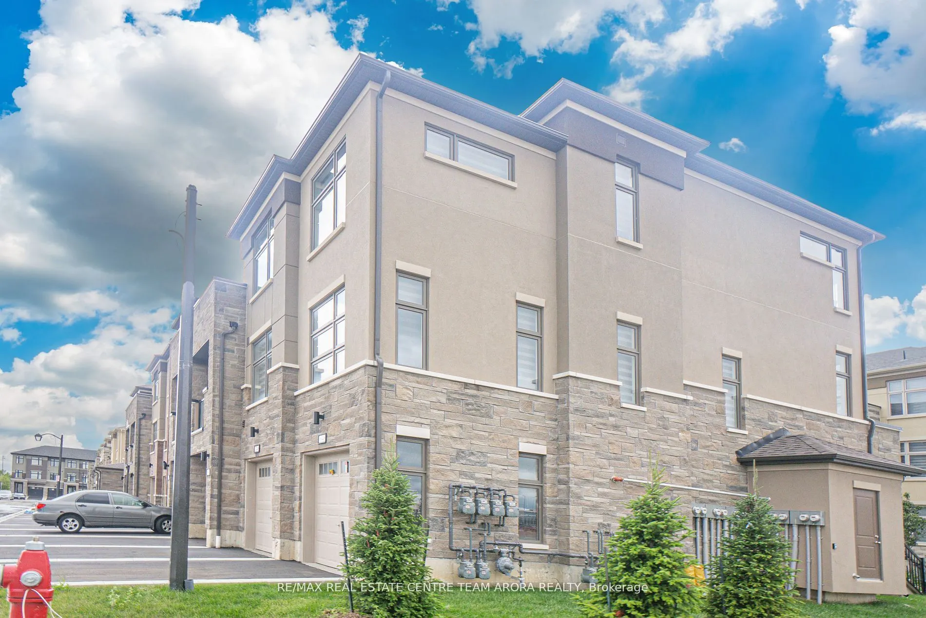 45 Fieldridge Crescent, #18