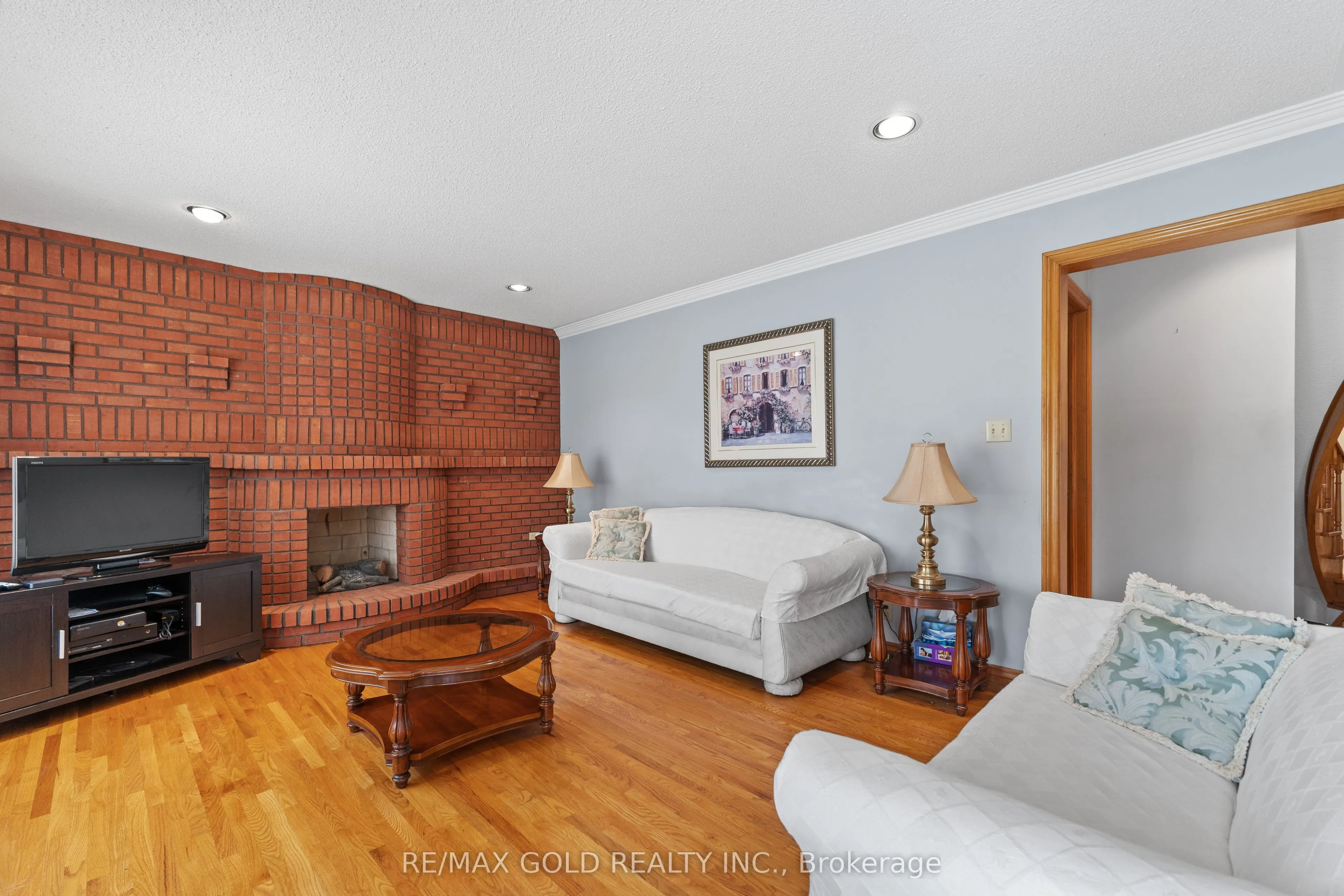 8 Ryckman Lane