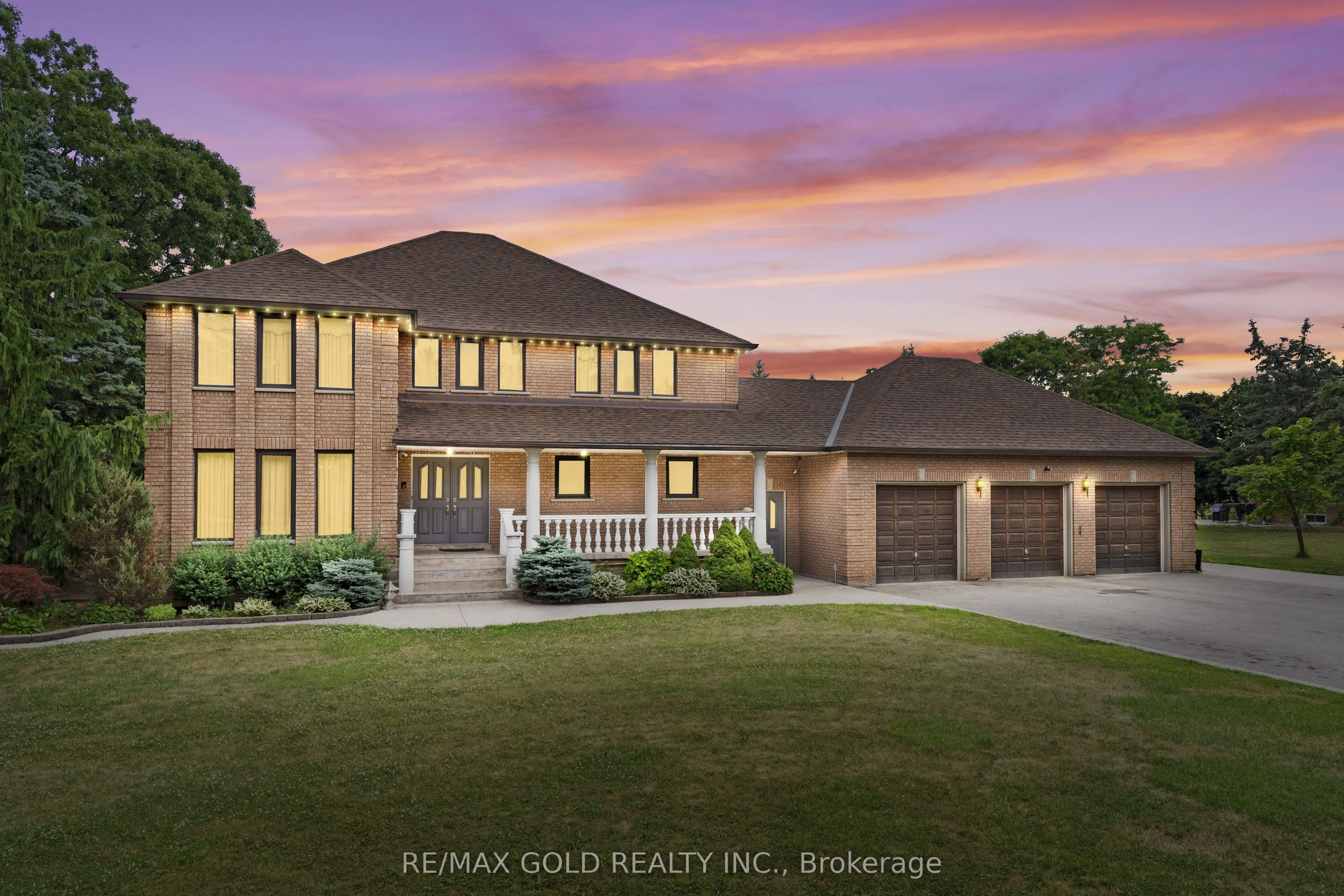 8 Ryckman Lane