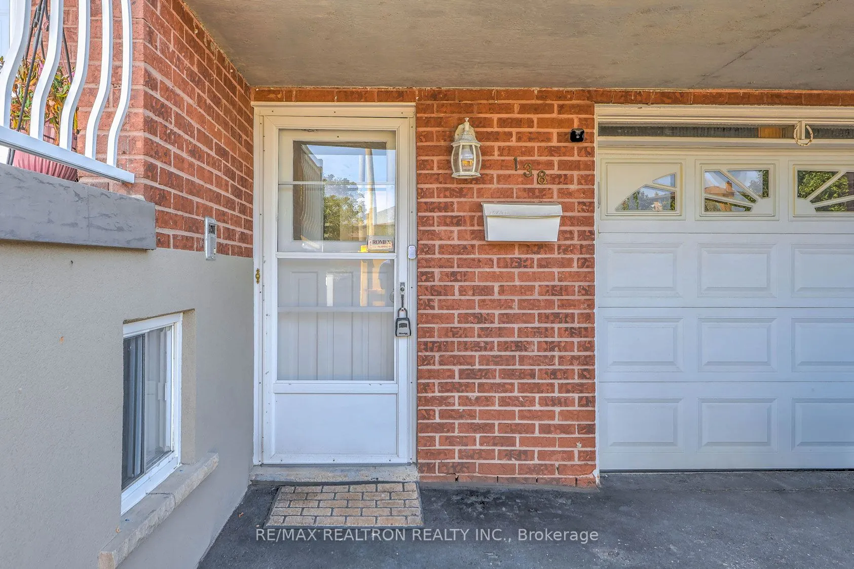138 John Lindsay Court, #Lower