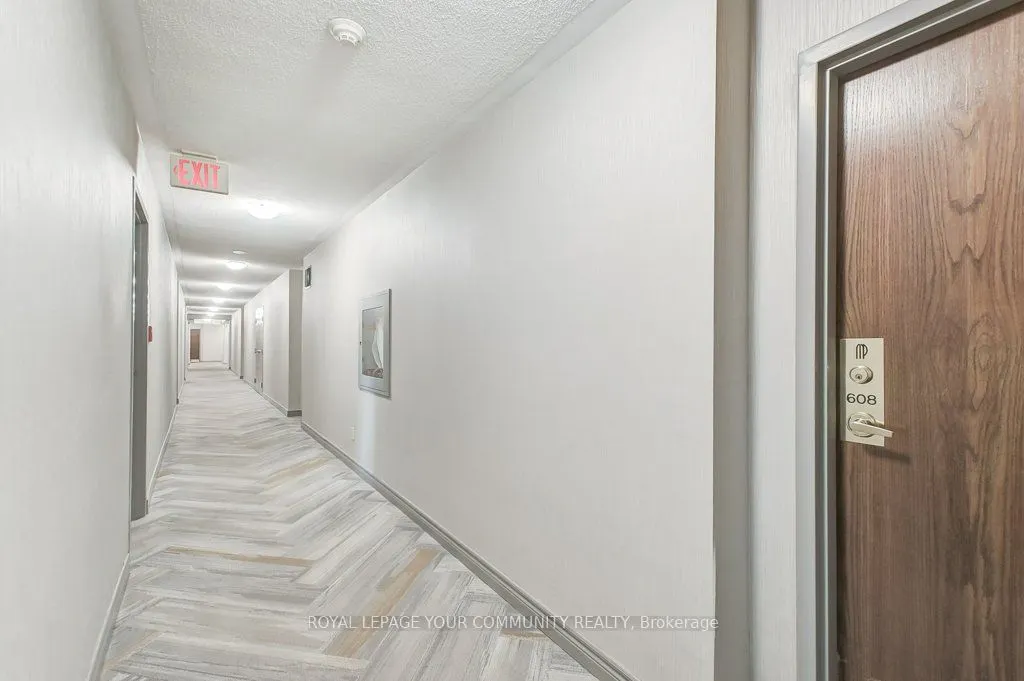 190 Manitoba Street, #608