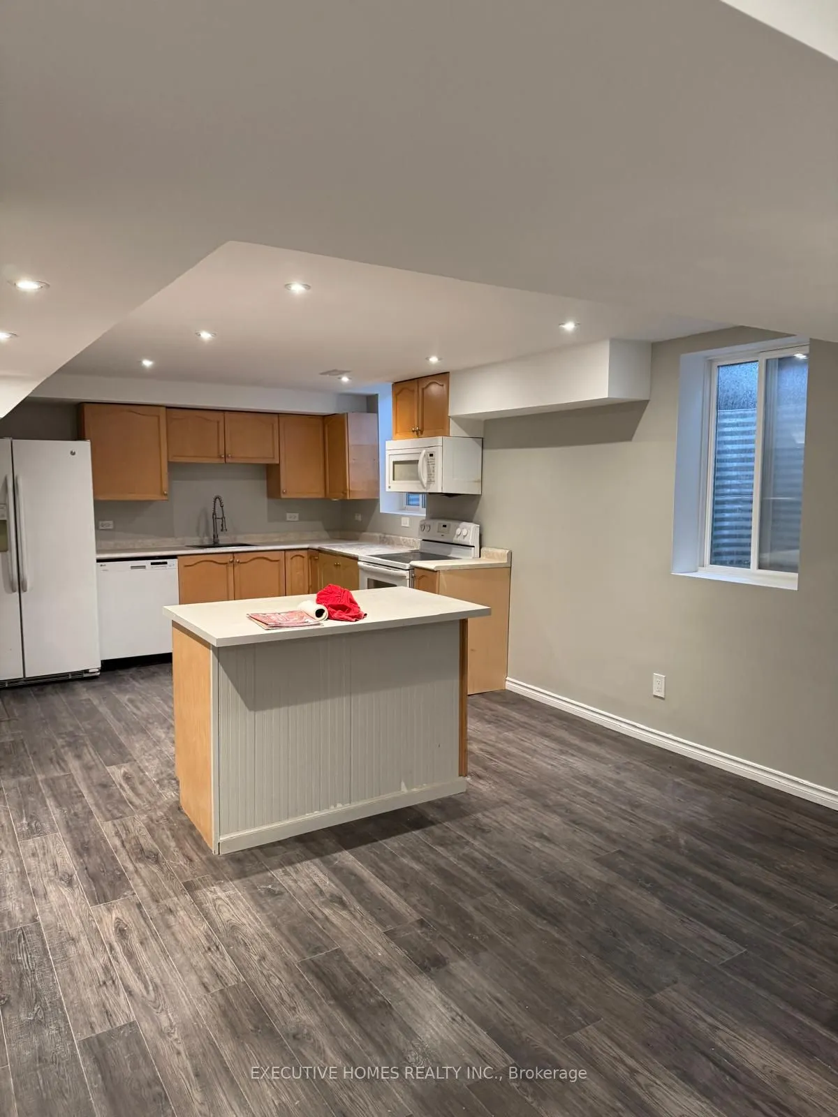18 Red Tail Court, #Basement
