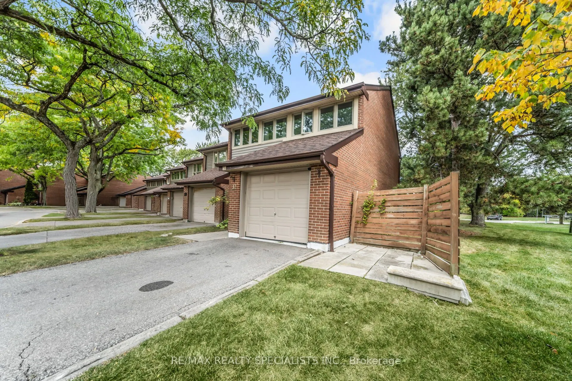 2881 Windwood Drive