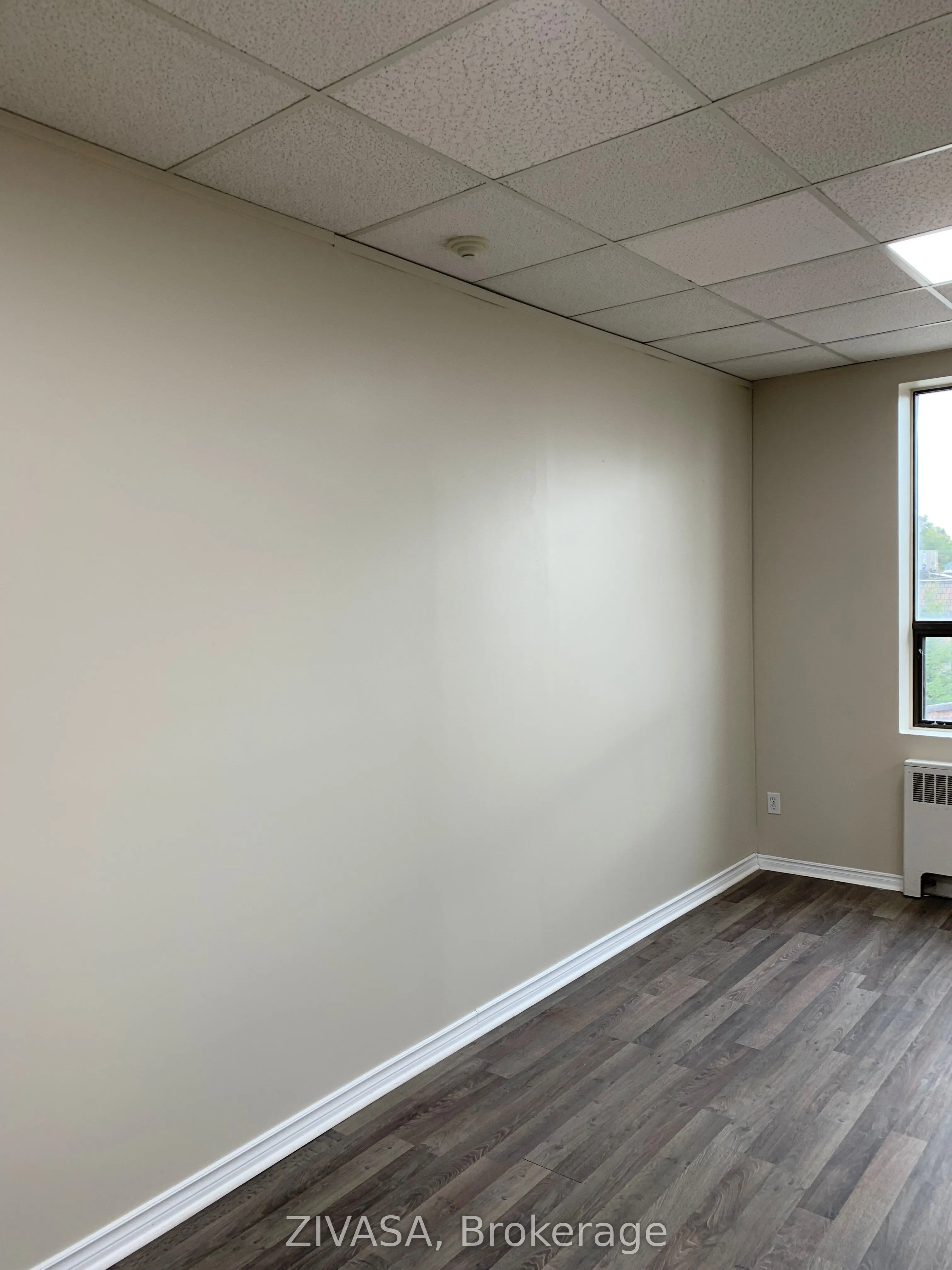211 Watline Avenue, #210