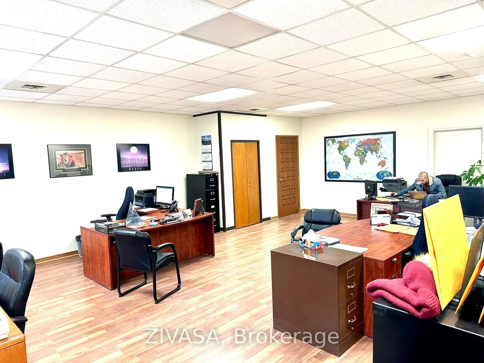 211 Watline Avenue, #204