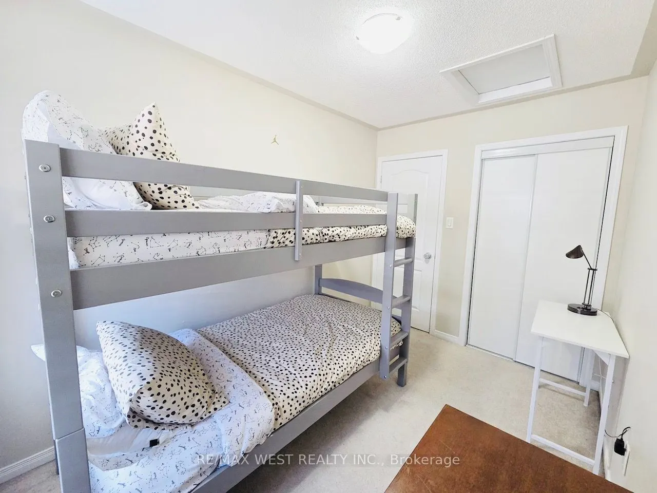 7208 Triumph Lane, #Room