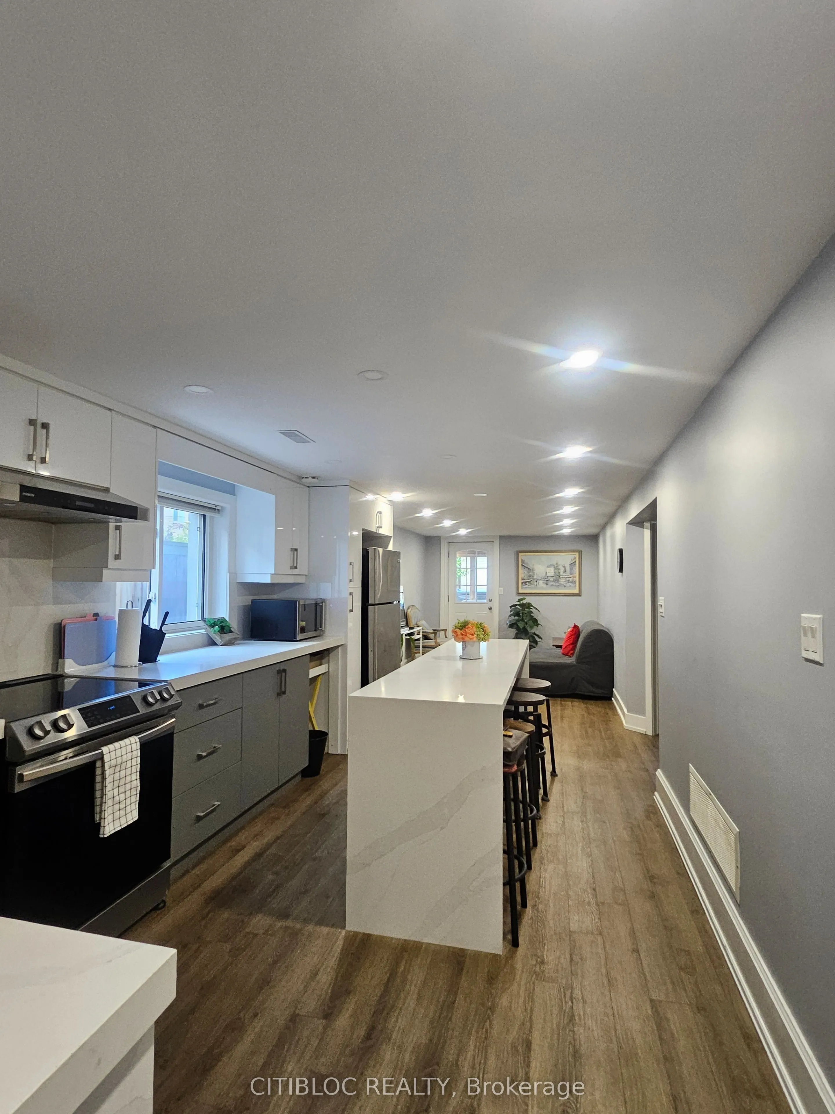 23 Bowsprit Avenue