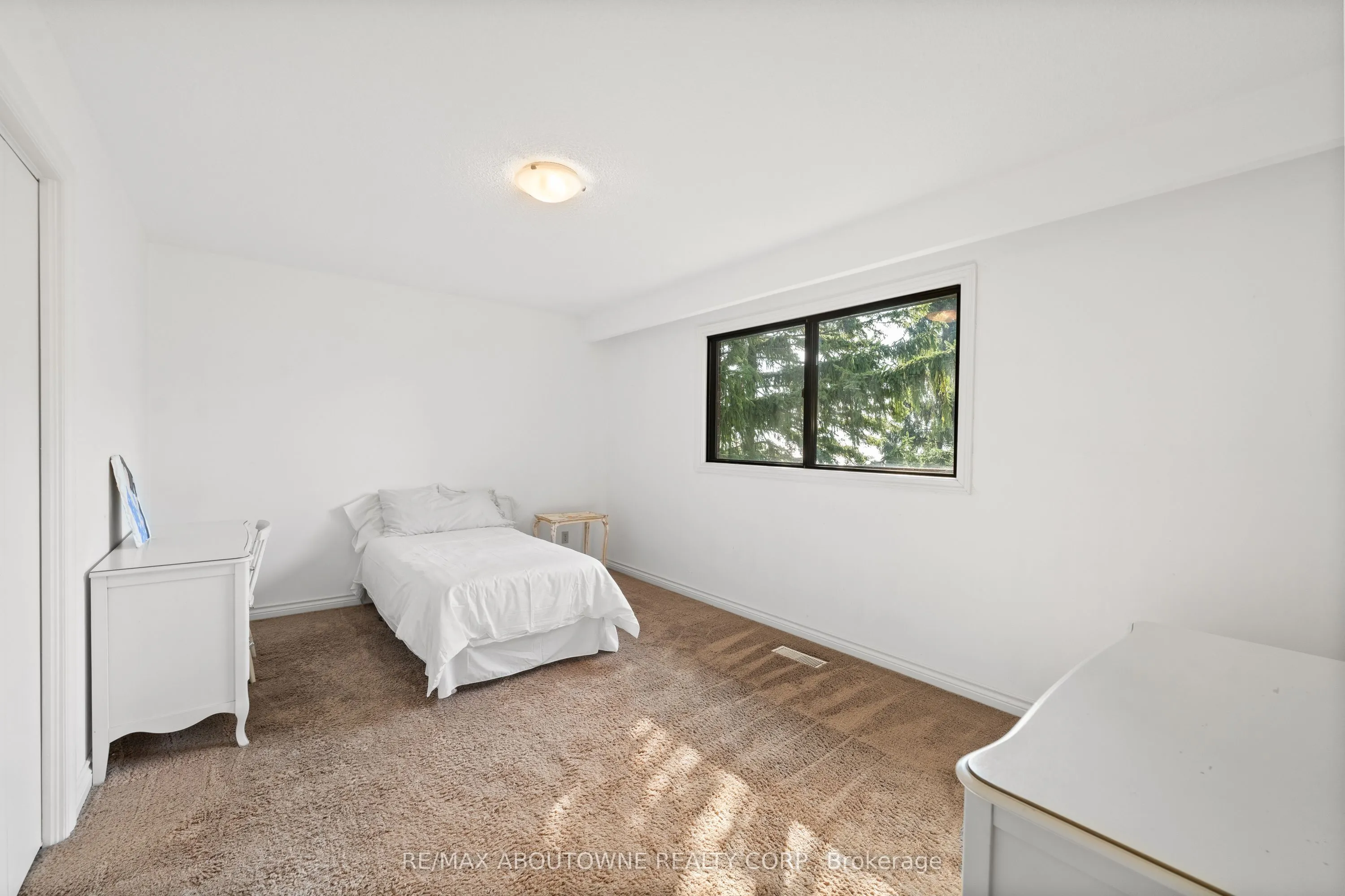 20 Arkendo Drive
