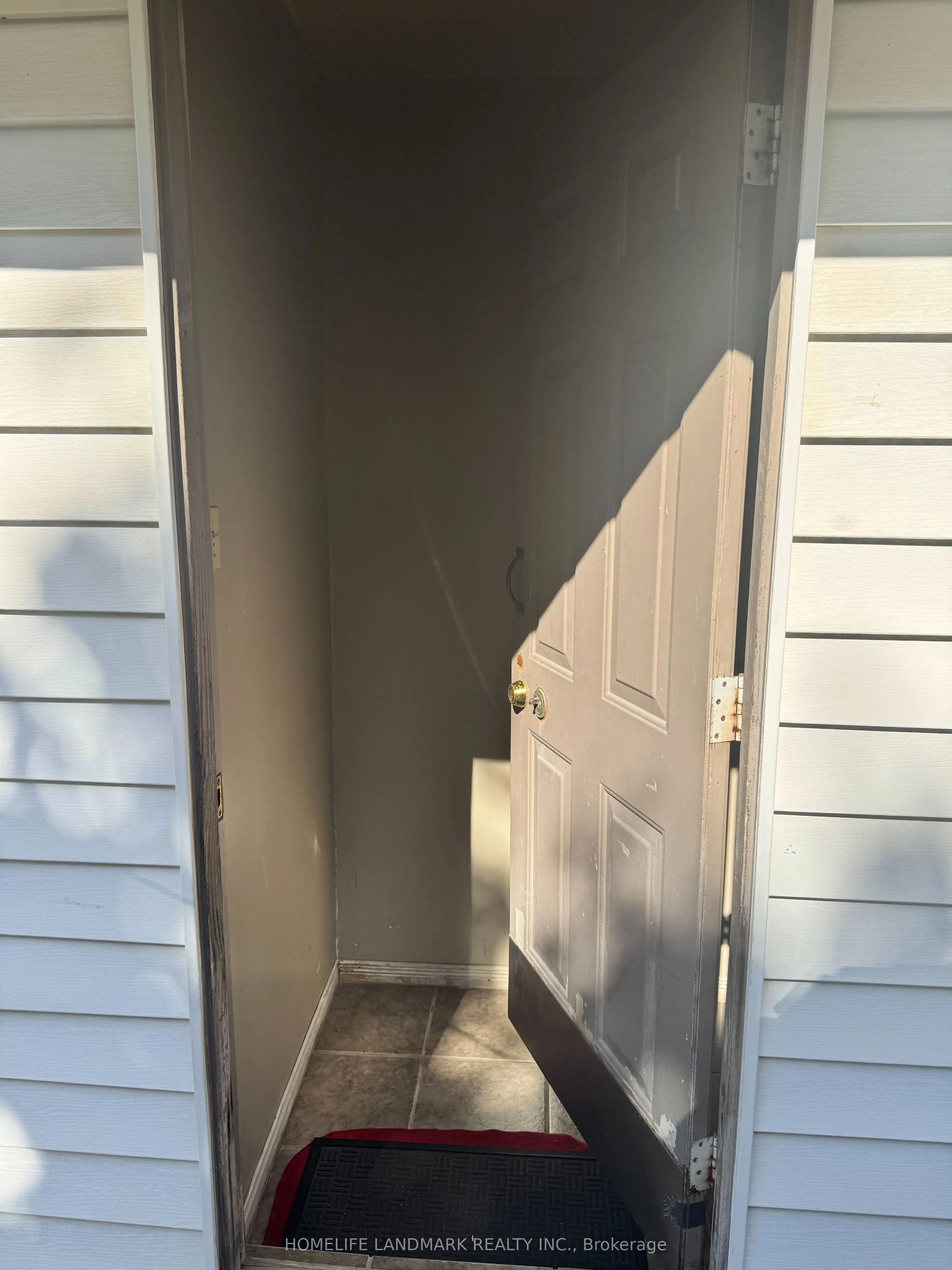 184 Folkstone Crescent
