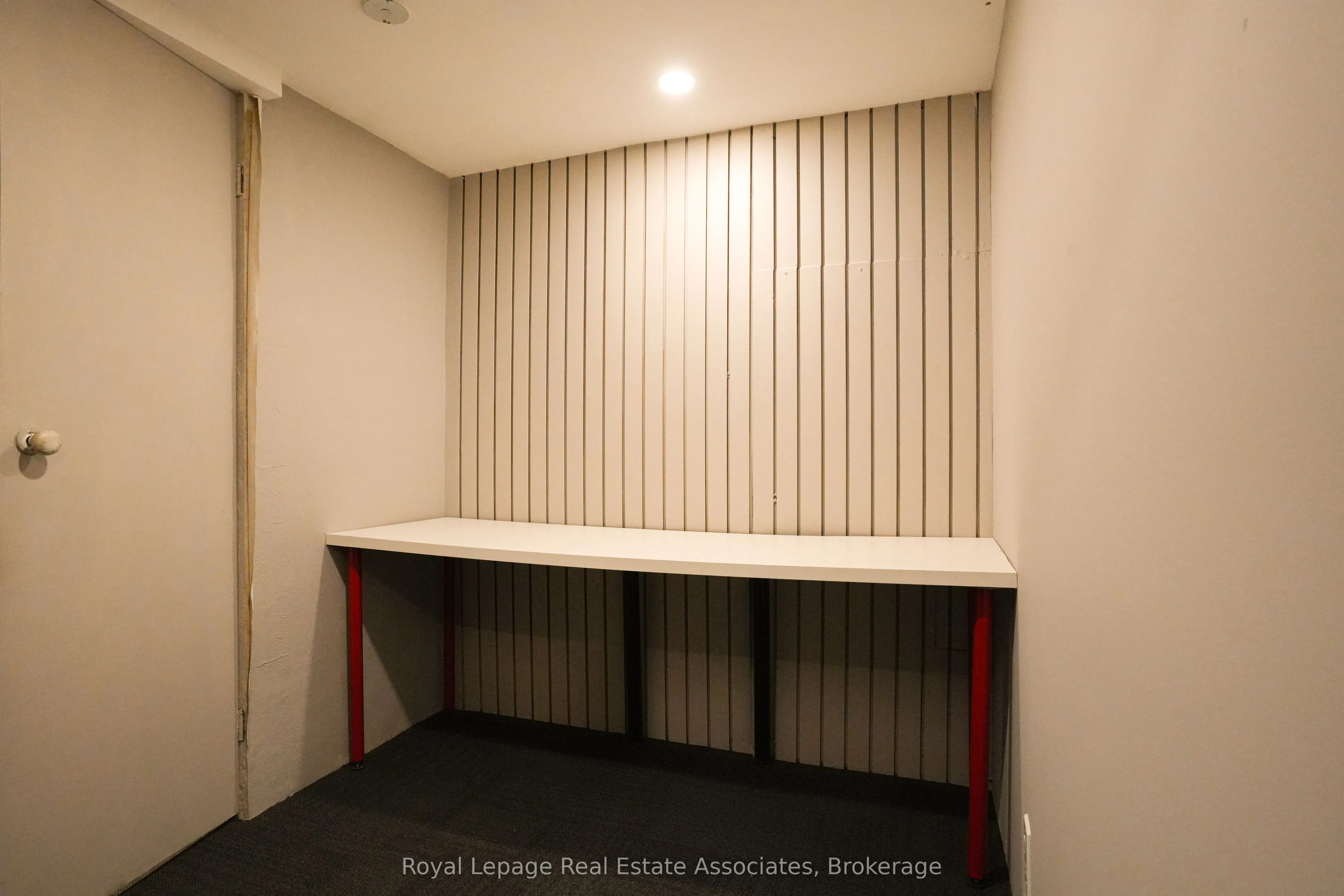 404 Royal York Road