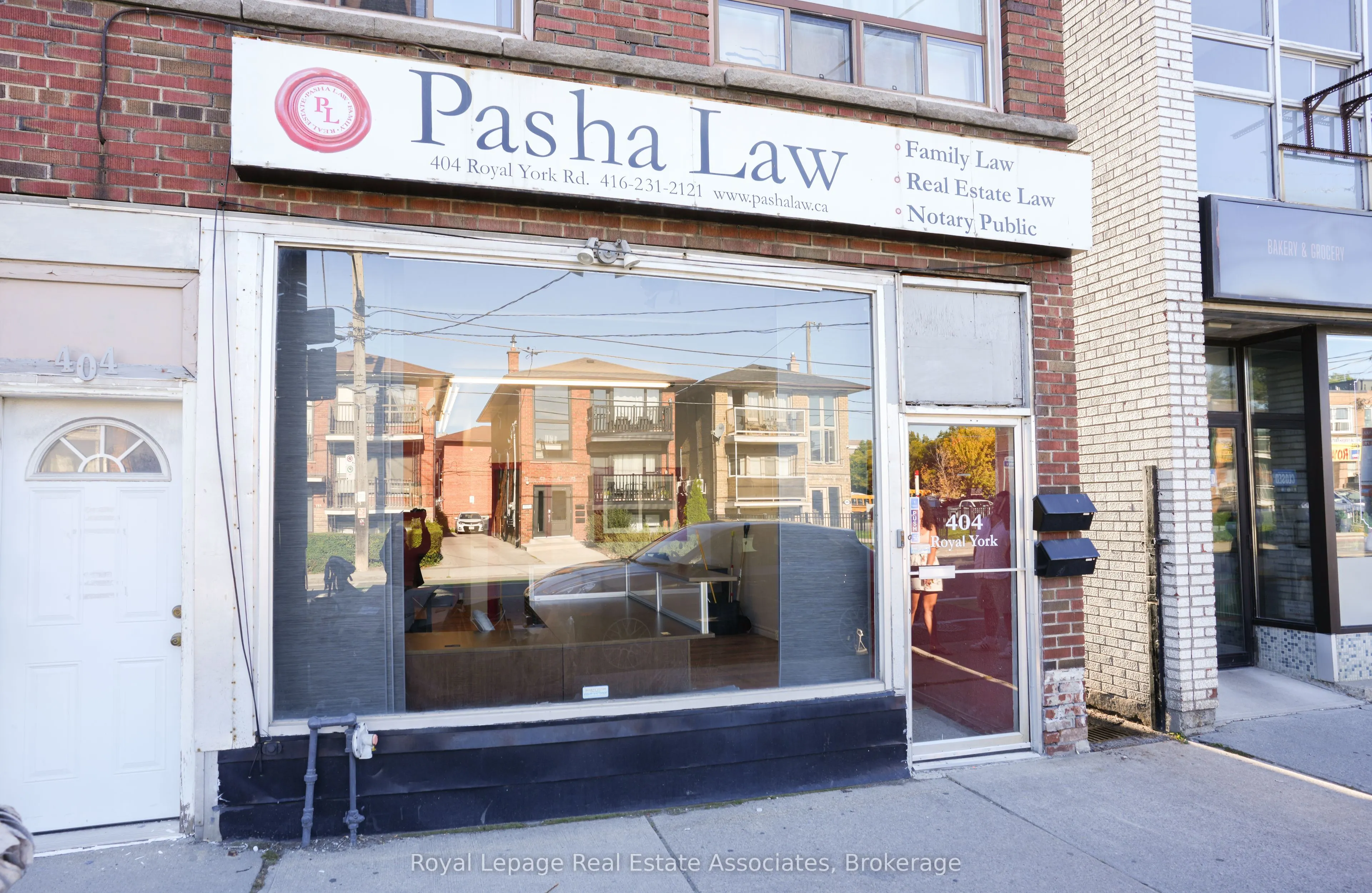 404 Royal York Road