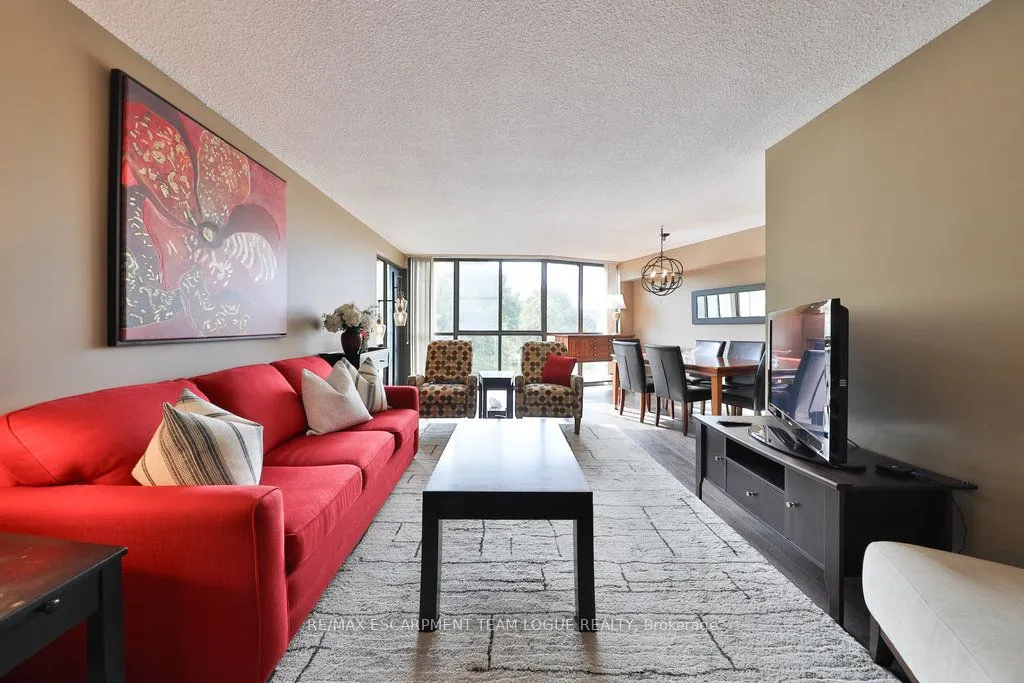 1230 Marlborough Court, #305