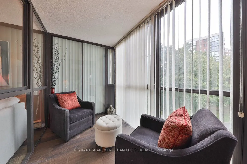 1230 Marlborough Court, #305