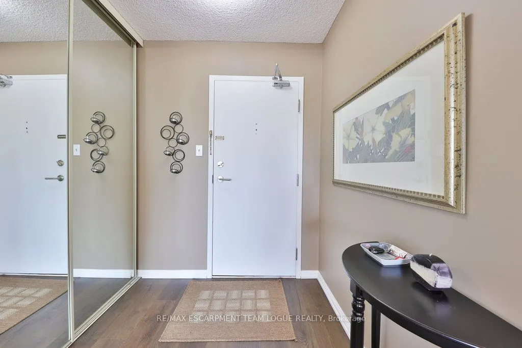 1230 Marlborough Court, #305