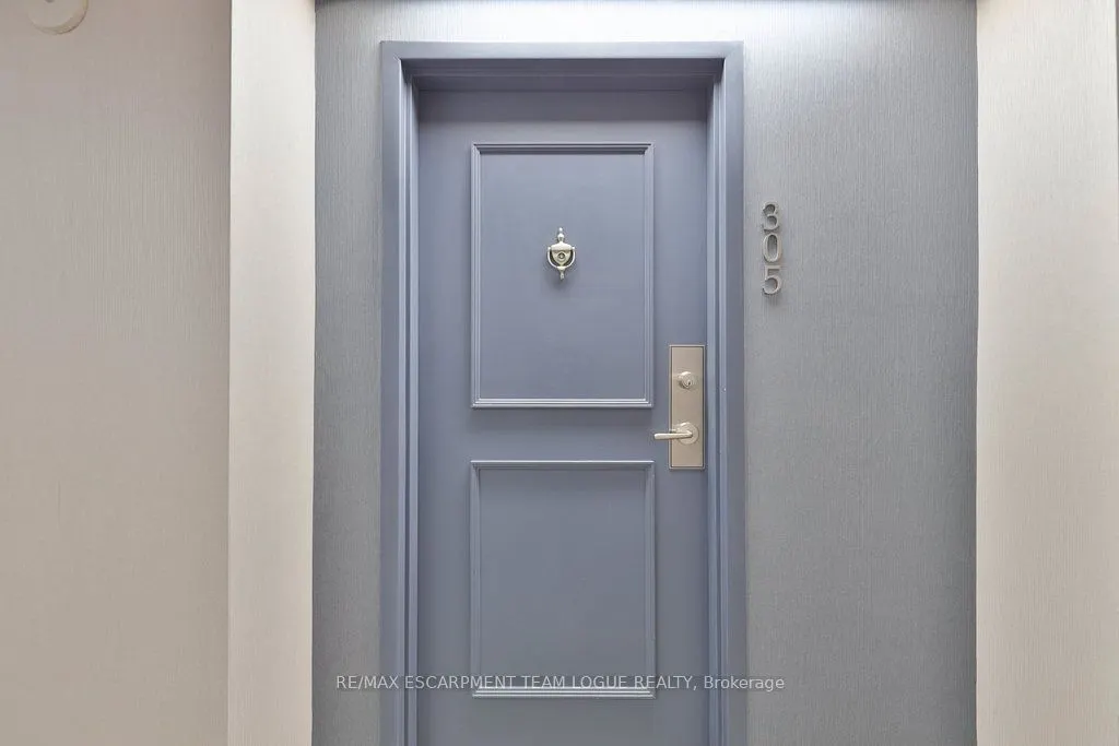 1230 Marlborough Court, #305
