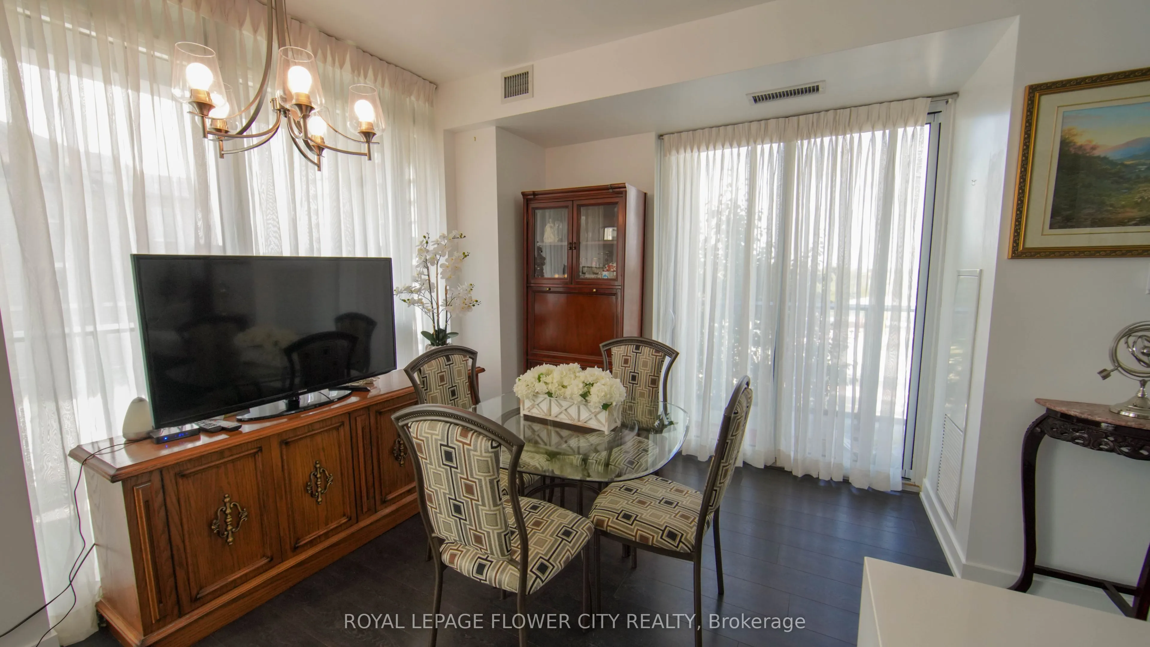180 Veterans Drive, #203