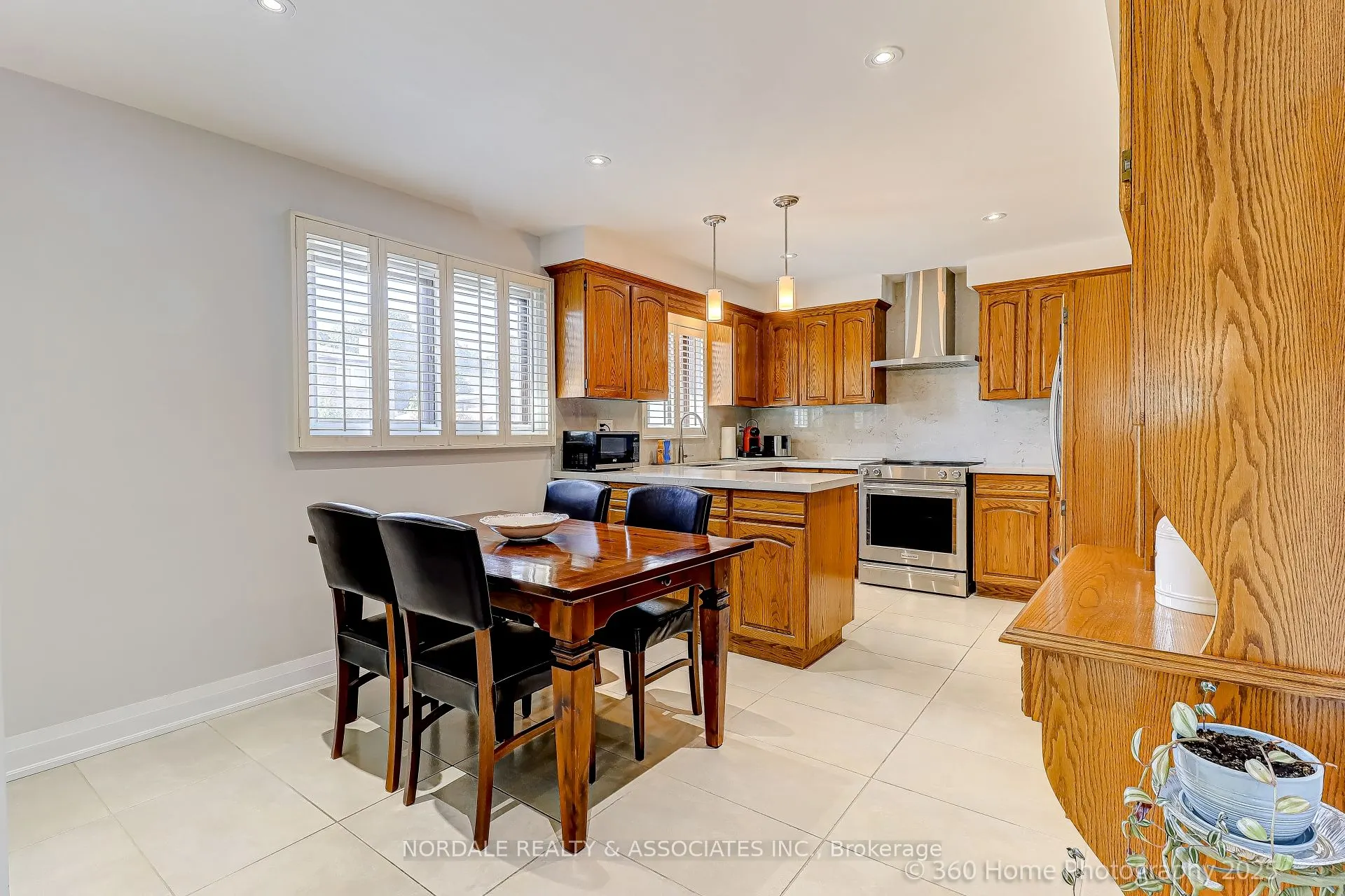 111 Stilecroft Drive