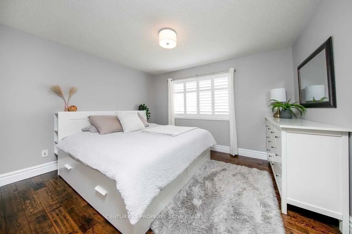 493 TRUDEAU Drive