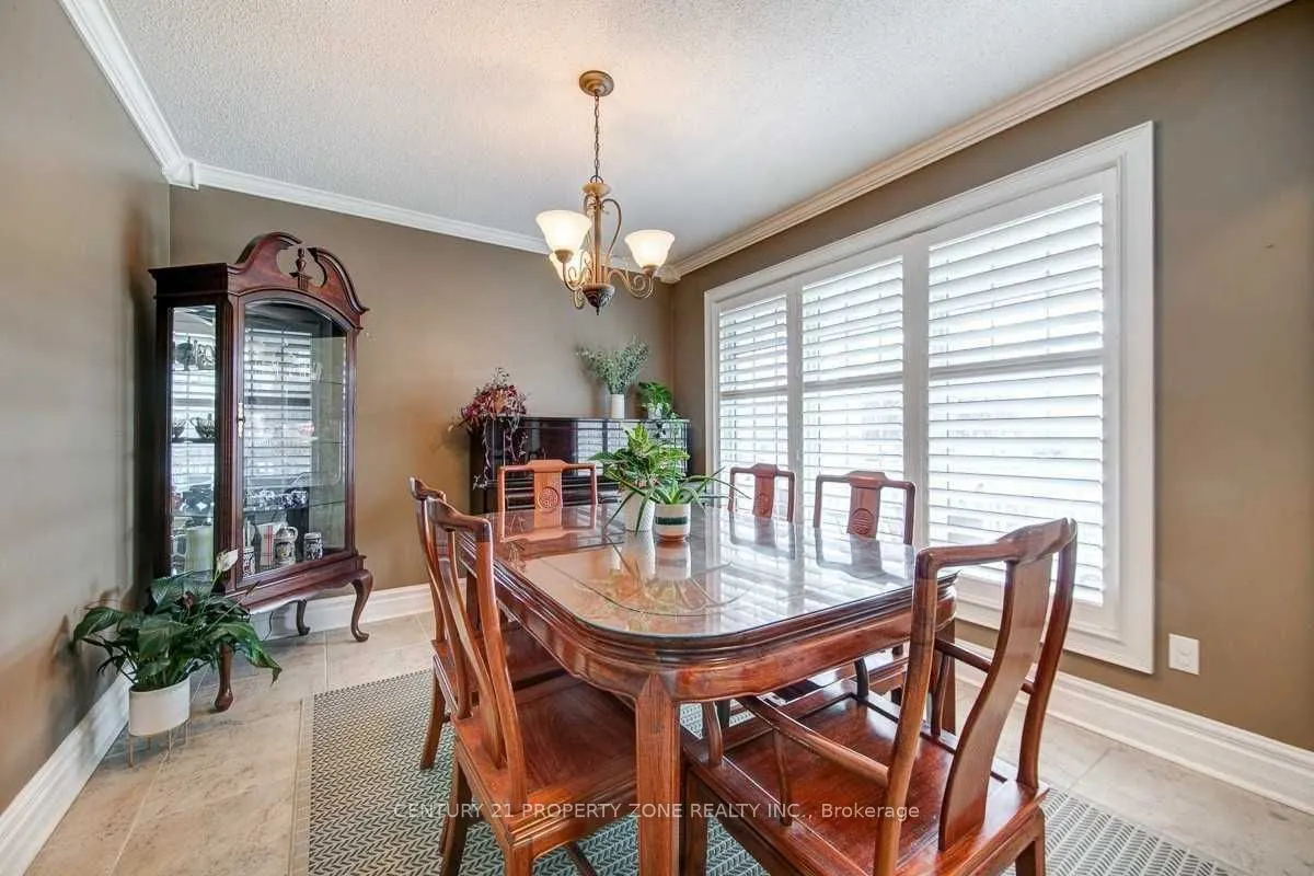 493 TRUDEAU Drive