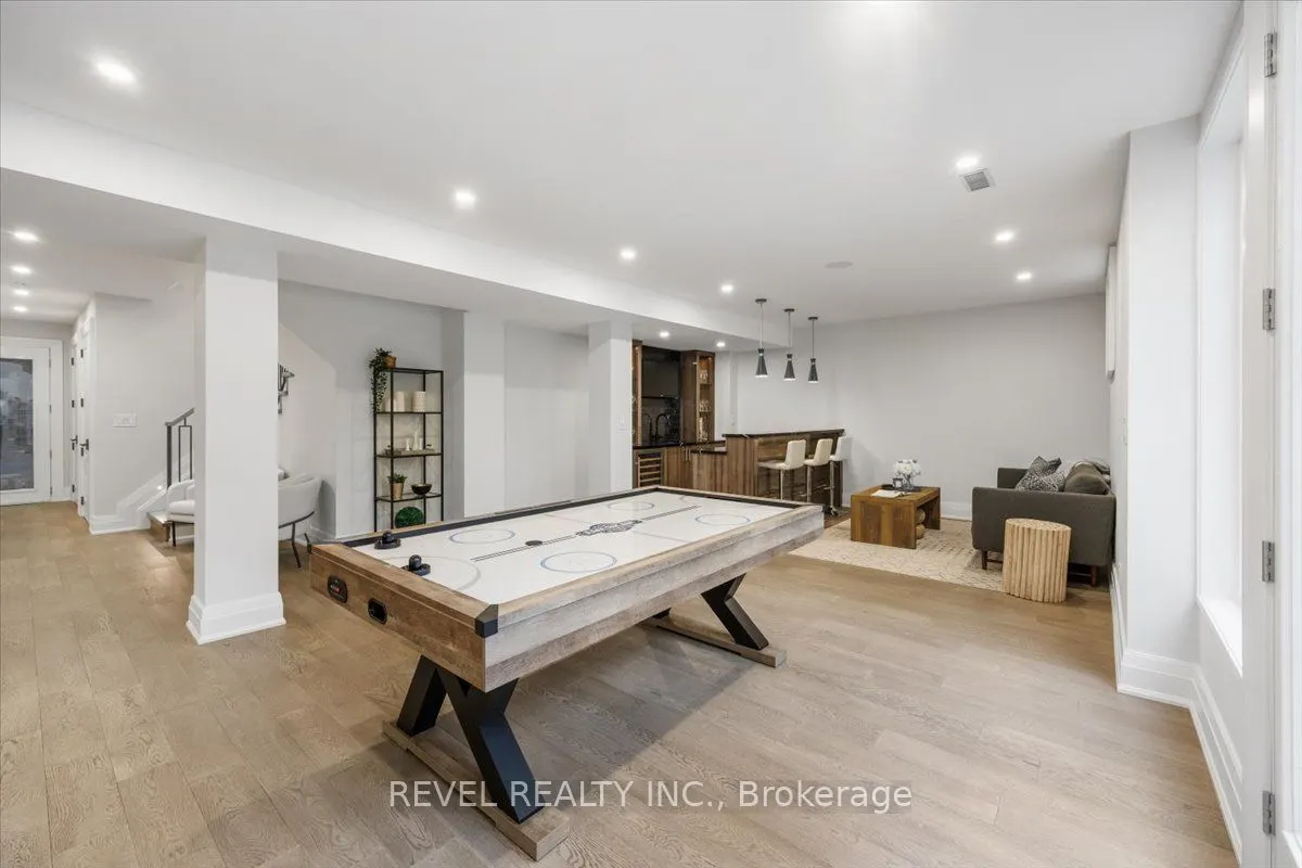 493 Brookside Drive