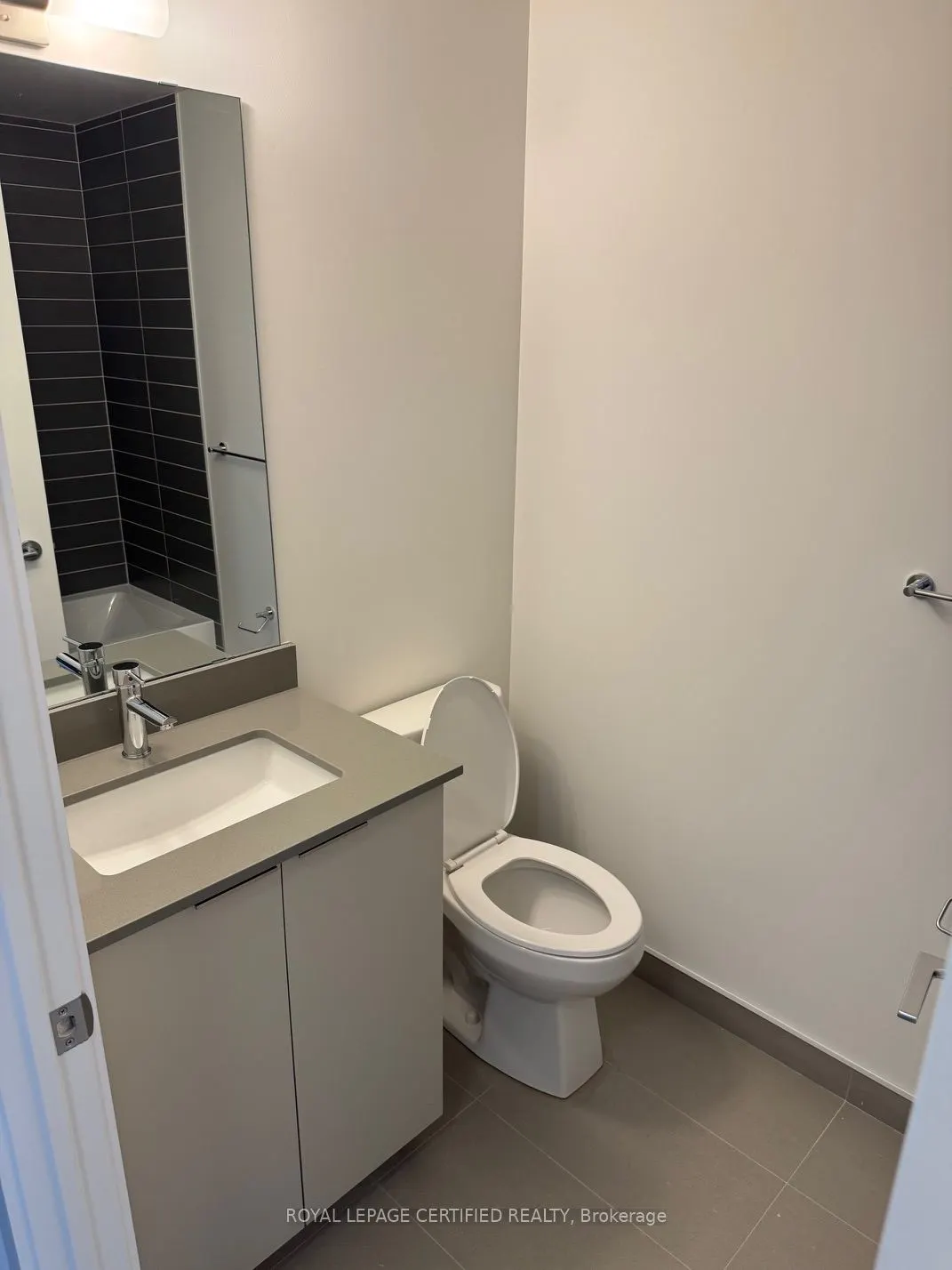 3079 Trafalgar Road, #1604